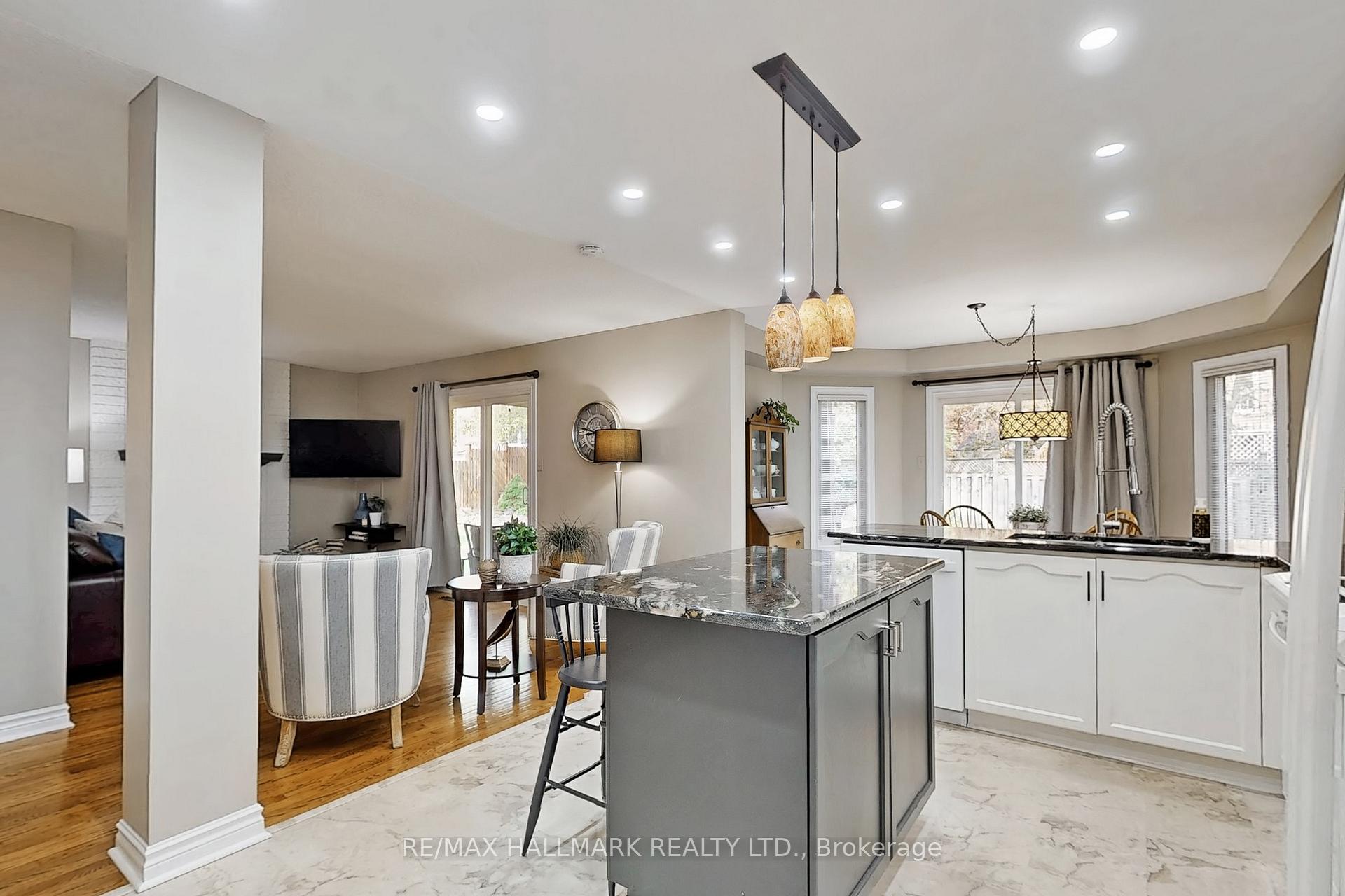 Photo 9 of 8 Stearns Court, Ajax, Central West — HOMEH
