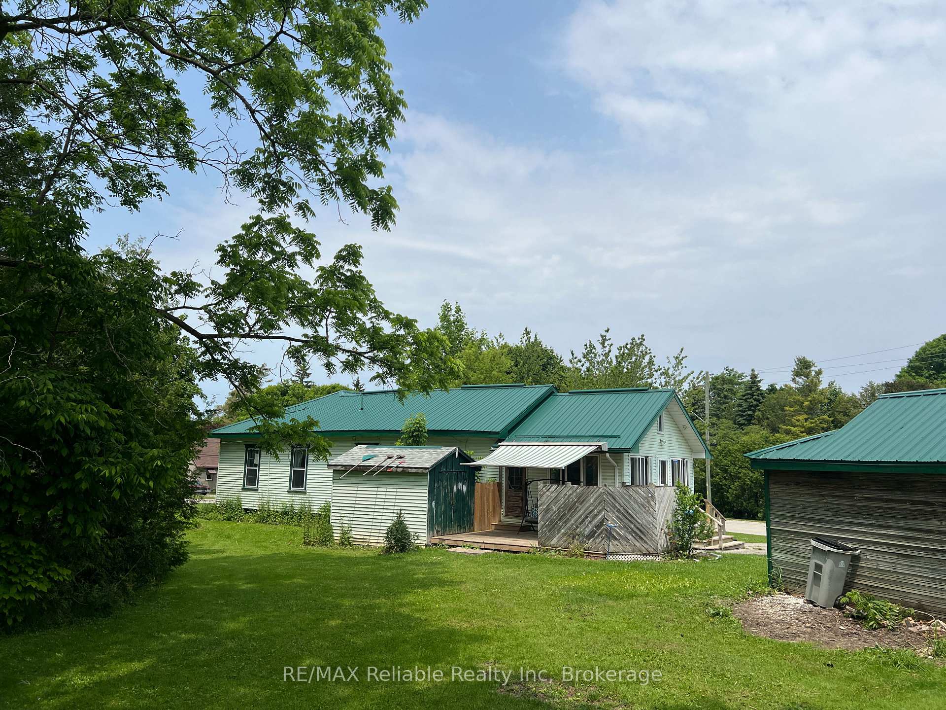 Photo 8 of 83 North Street S, Central Huron, Clinton — HOMEH