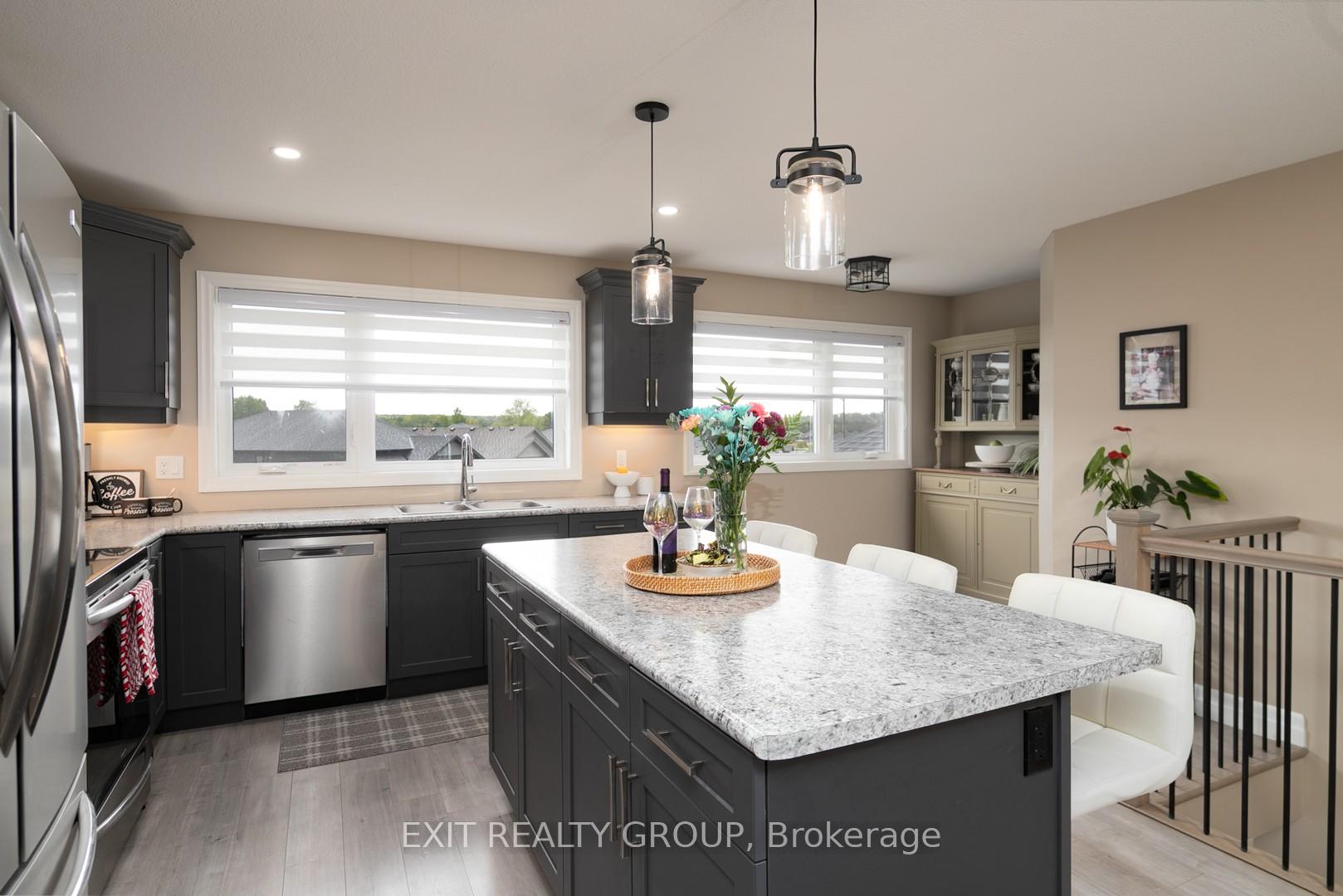 Photo 14 of 37 Caleb Crescent, Quinte West, Sidney Ward — HOMEH