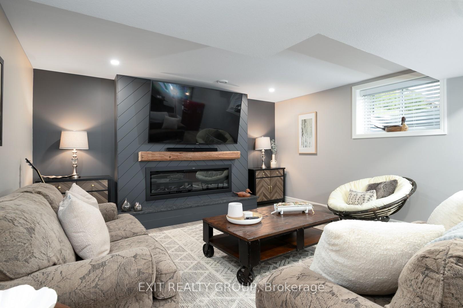Photo 27 of 37 Caleb Crescent, Quinte West, Sidney Ward — HOMEH