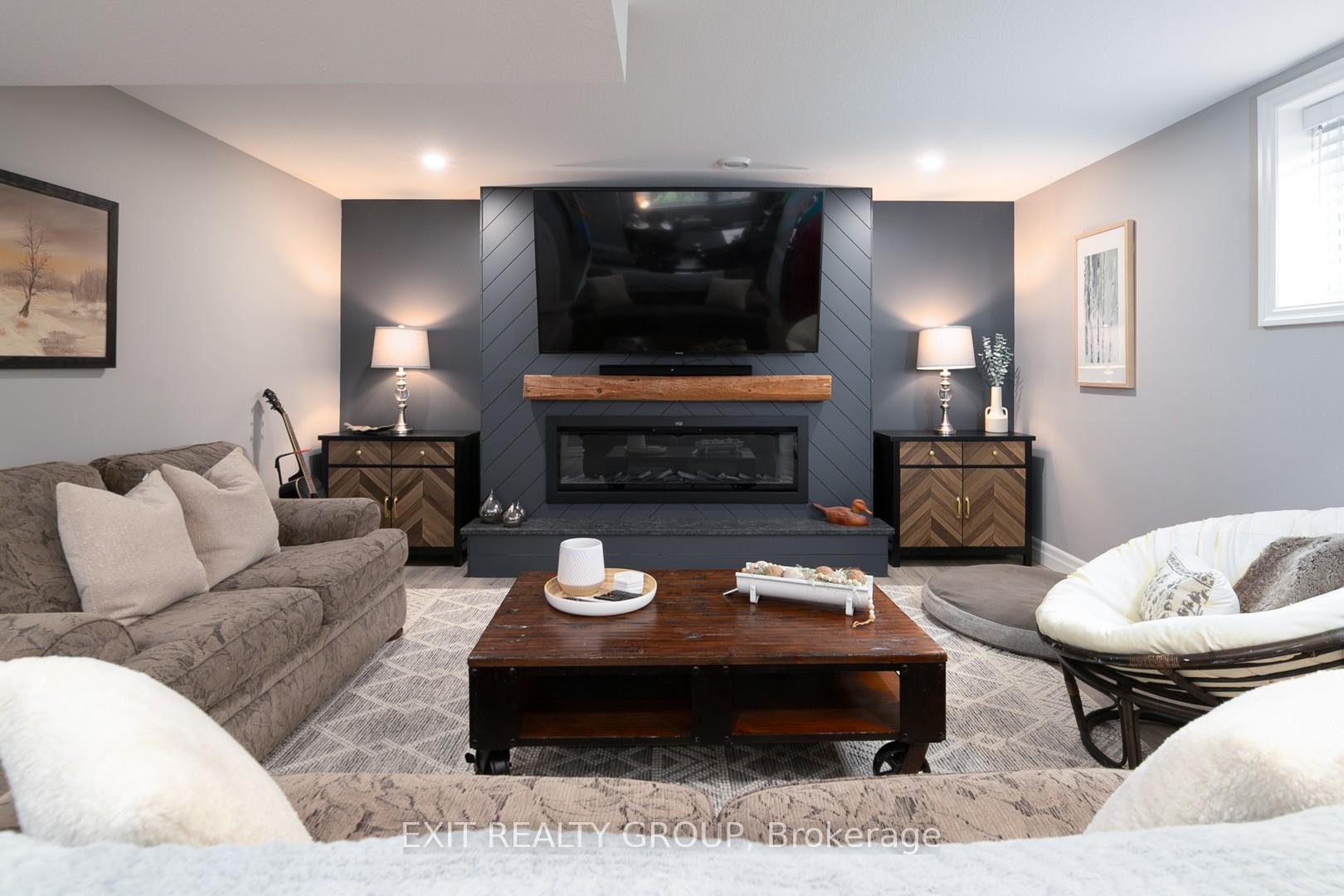 Photo 30 of 37 Caleb Crescent, Quinte West, Sidney Ward — HOMEH