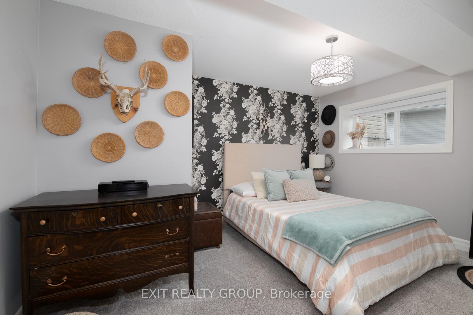 Photo 33 of 37 Caleb Crescent, Quinte West, Sidney Ward — HOMEH