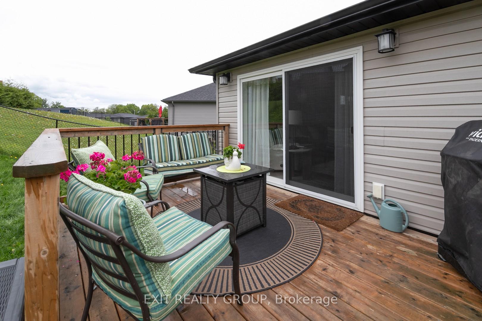 Photo 43 of 37 Caleb Crescent, Quinte West, Sidney Ward — HOMEH