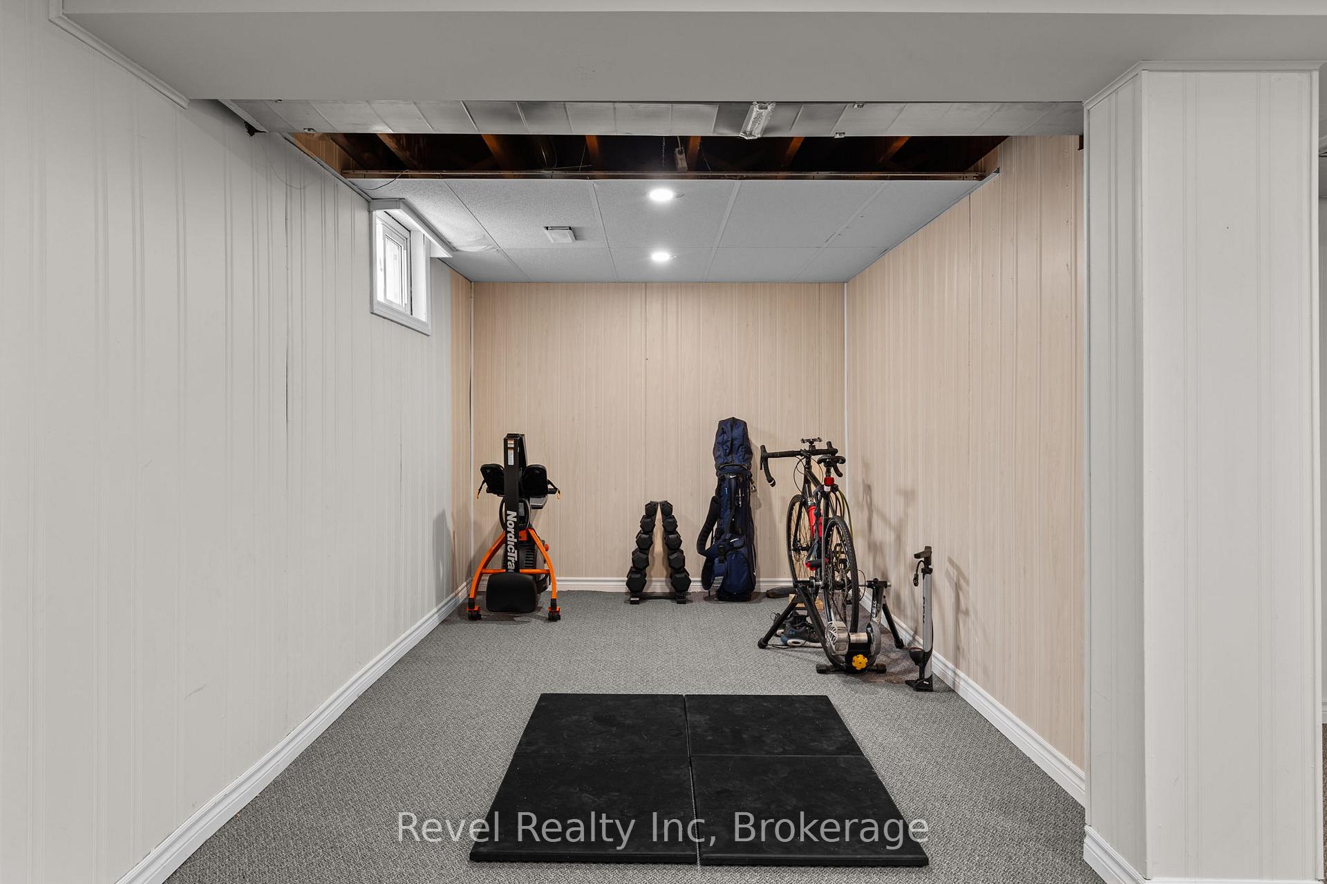 Photo 15 of 21 John Street, Springwater, Elmvale — HOMEH