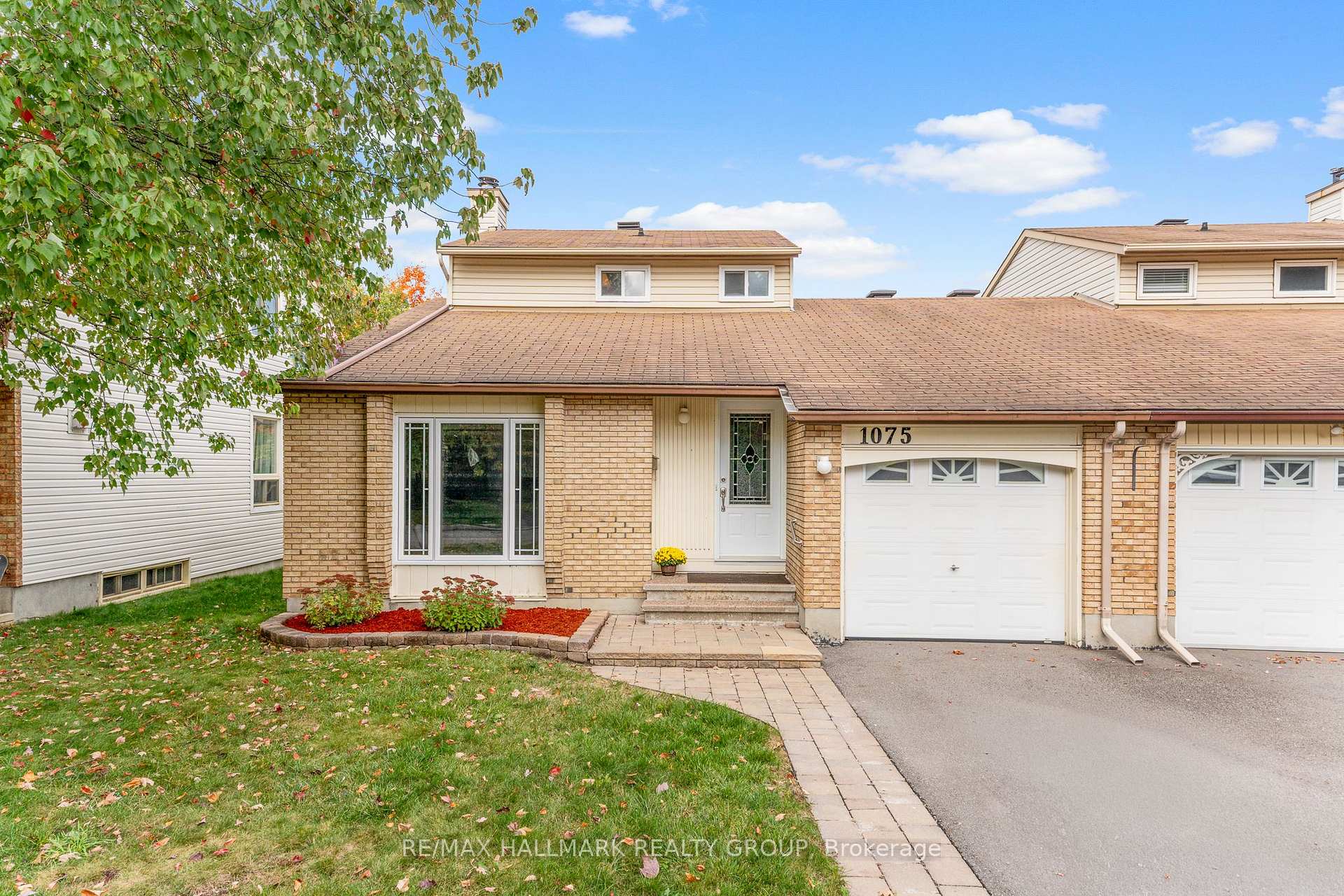 Photo 1 of 1075 Avignon Court, Ottawa, Orleans Wood — HOMEH