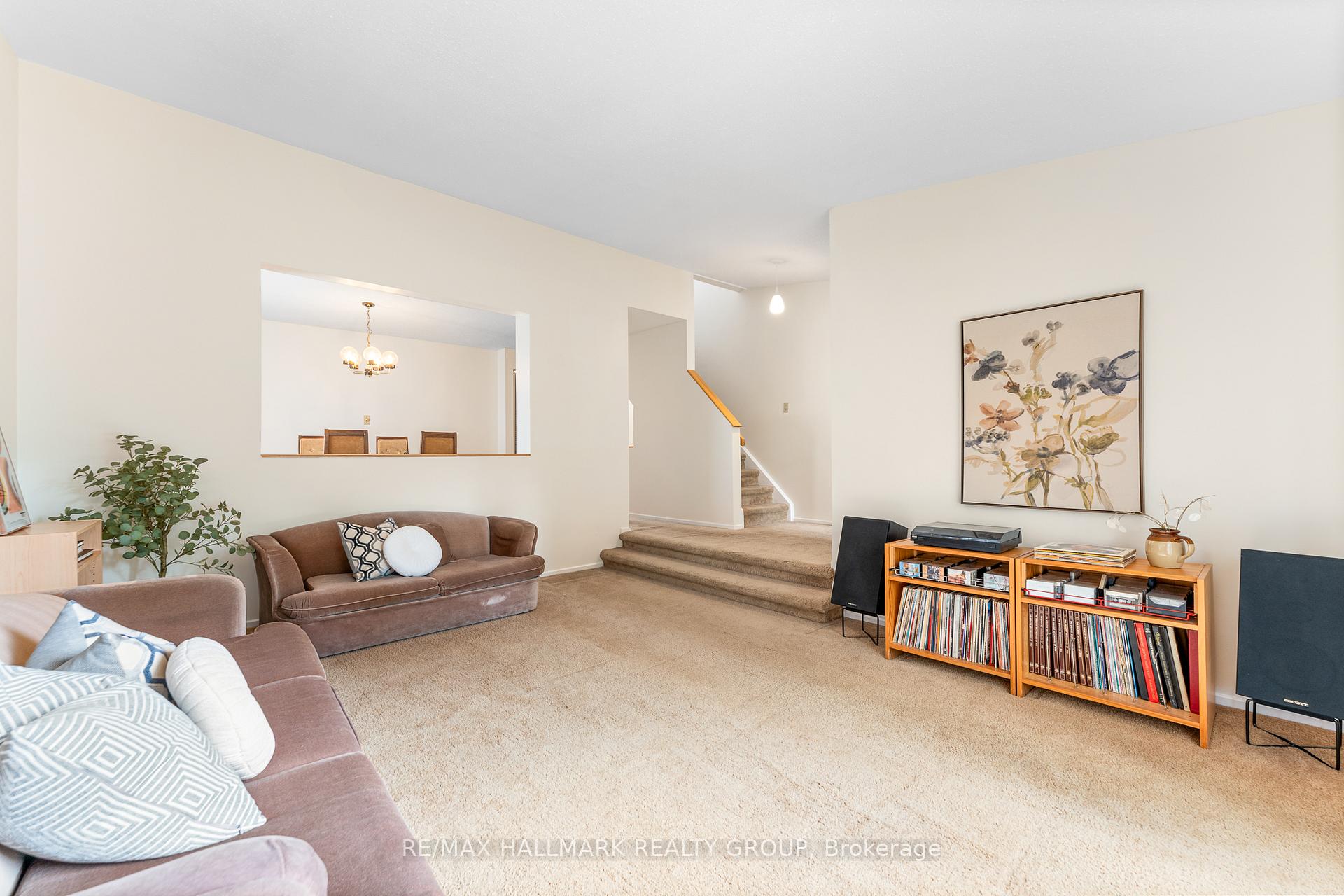 Photo 40 of 1075 Avignon Court, Ottawa, Orleans Wood — HOMEH