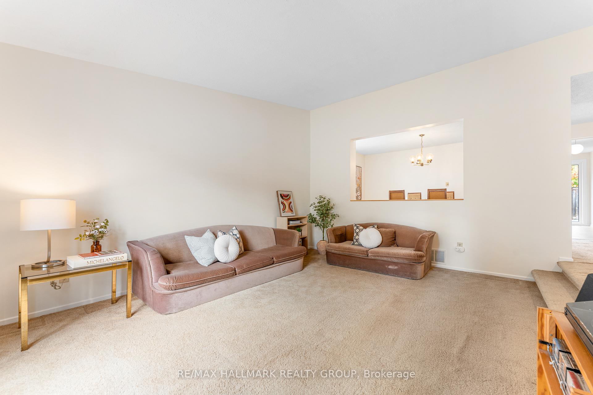 Photo 26 of 1075 Avignon Court, Ottawa, Orleans Wood — HOMEH