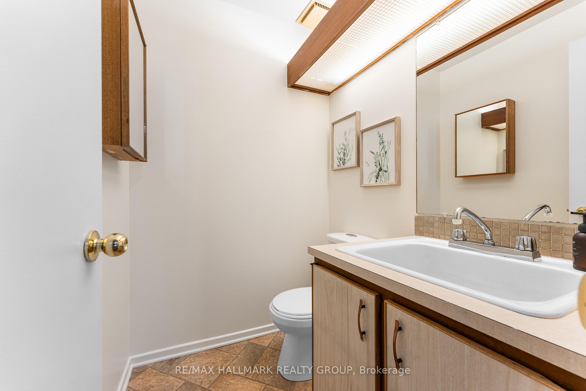Photo 24 of 1075 Avignon Court, Ottawa, Orleans Wood — HOMEH