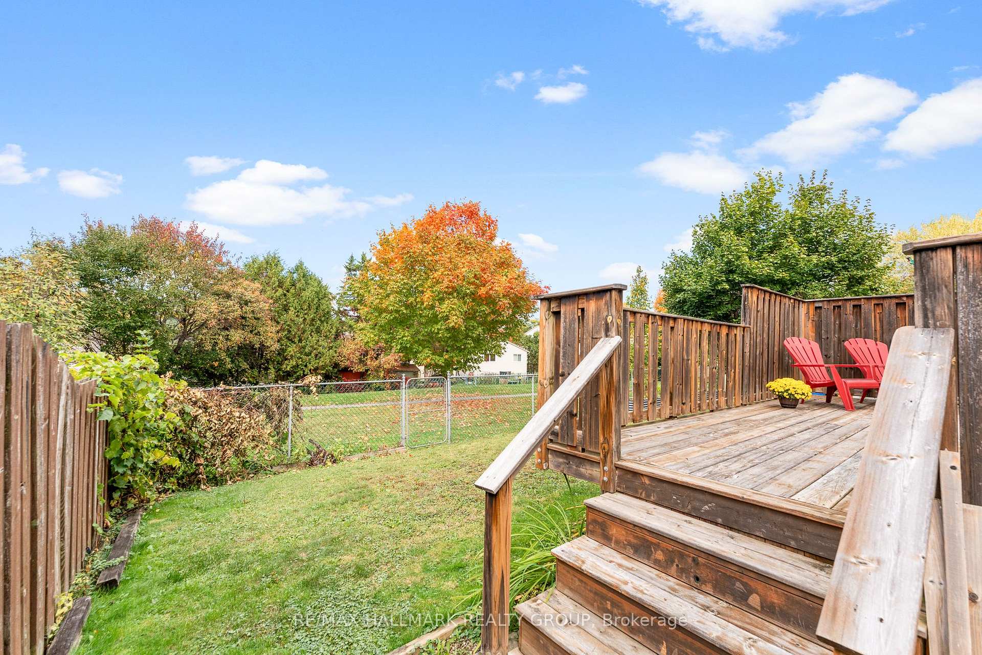 Photo 19 of 1075 Avignon Court, Ottawa, Orleans Wood — HOMEH