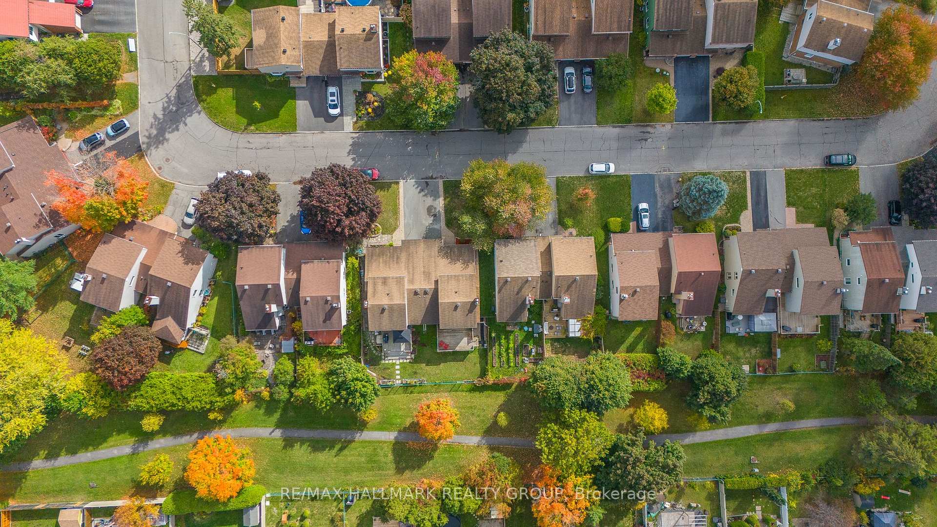 Photo 32 of 1075 Avignon Court, Ottawa, Orleans Wood — HOMEH
