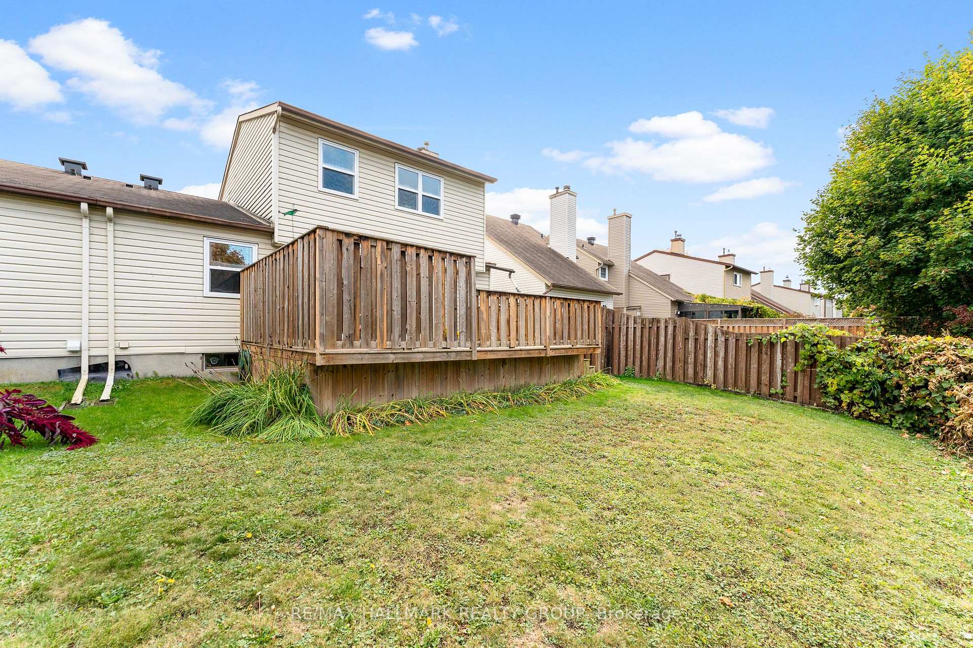Photo 21 of 1075 Avignon Court, Ottawa, Orleans Wood — HOMEH