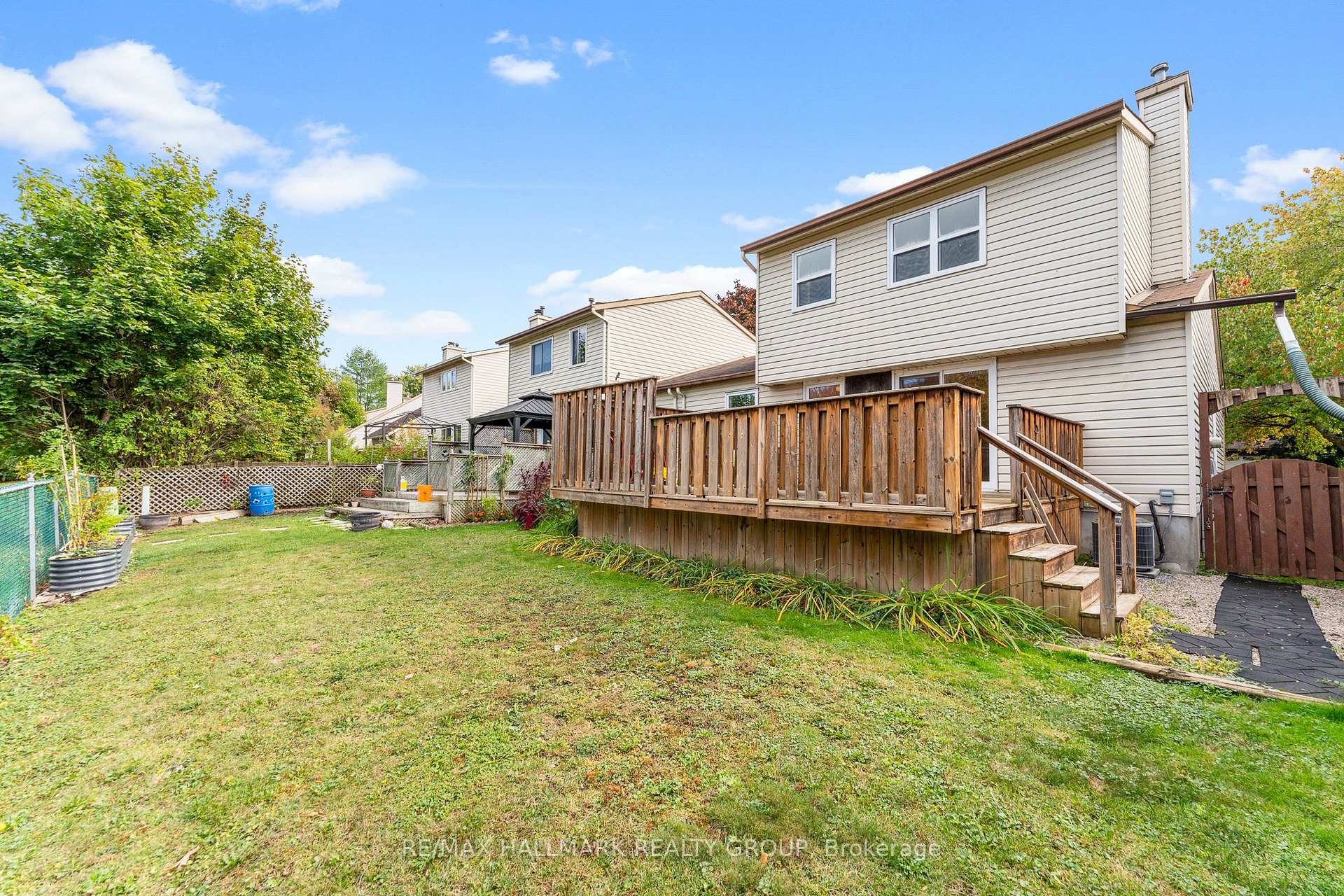 Photo 22 of 1075 Avignon Court, Ottawa, Orleans Wood — HOMEH
