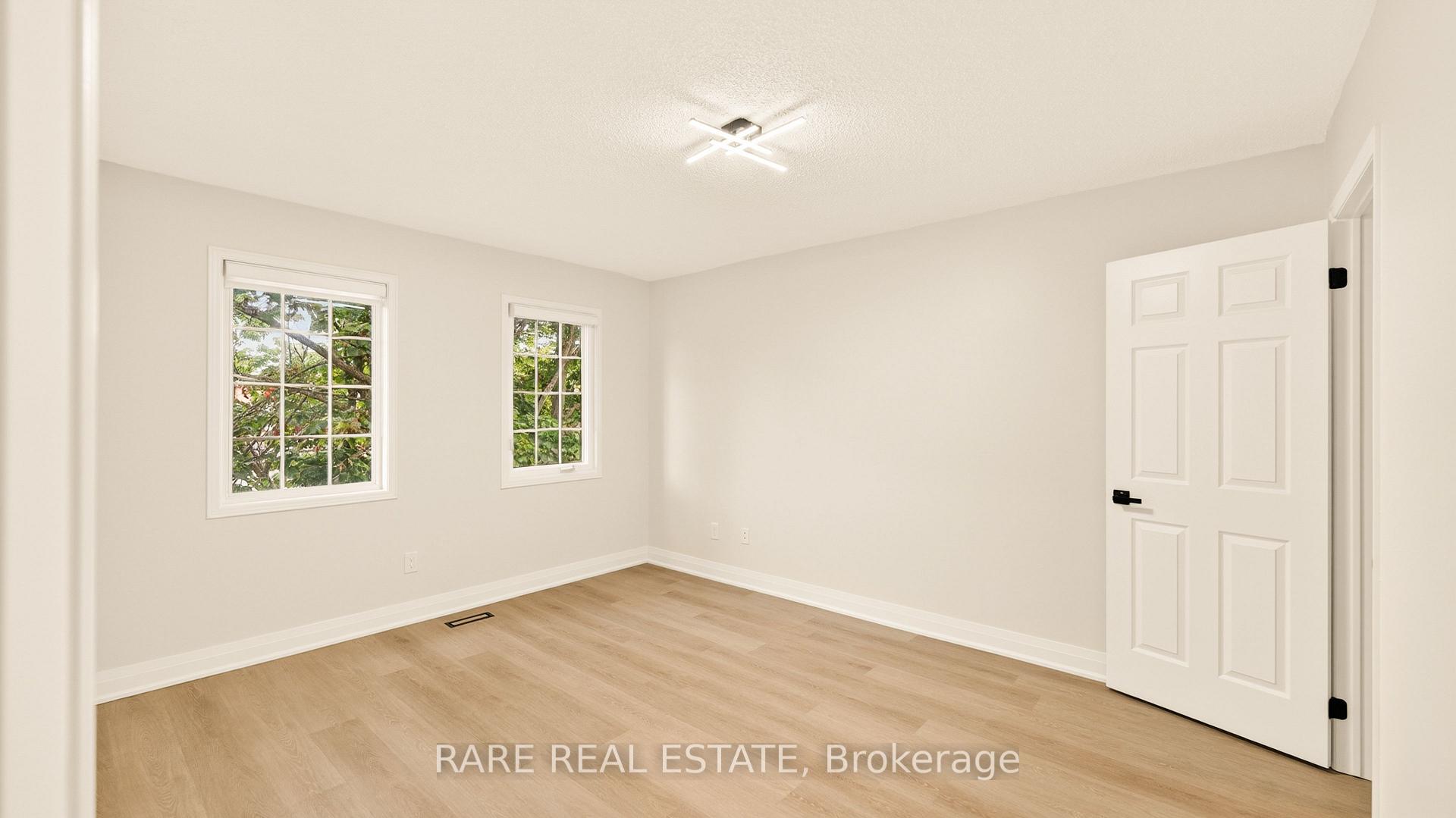 Photo 14 of 6 Carmichael Drive, Whitby, Pringle Creek — HOMEH