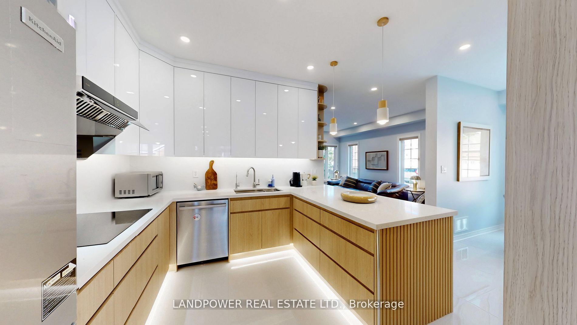Photo 16 of 6 Pyneside Street, Markham, Cornell — HOMEH