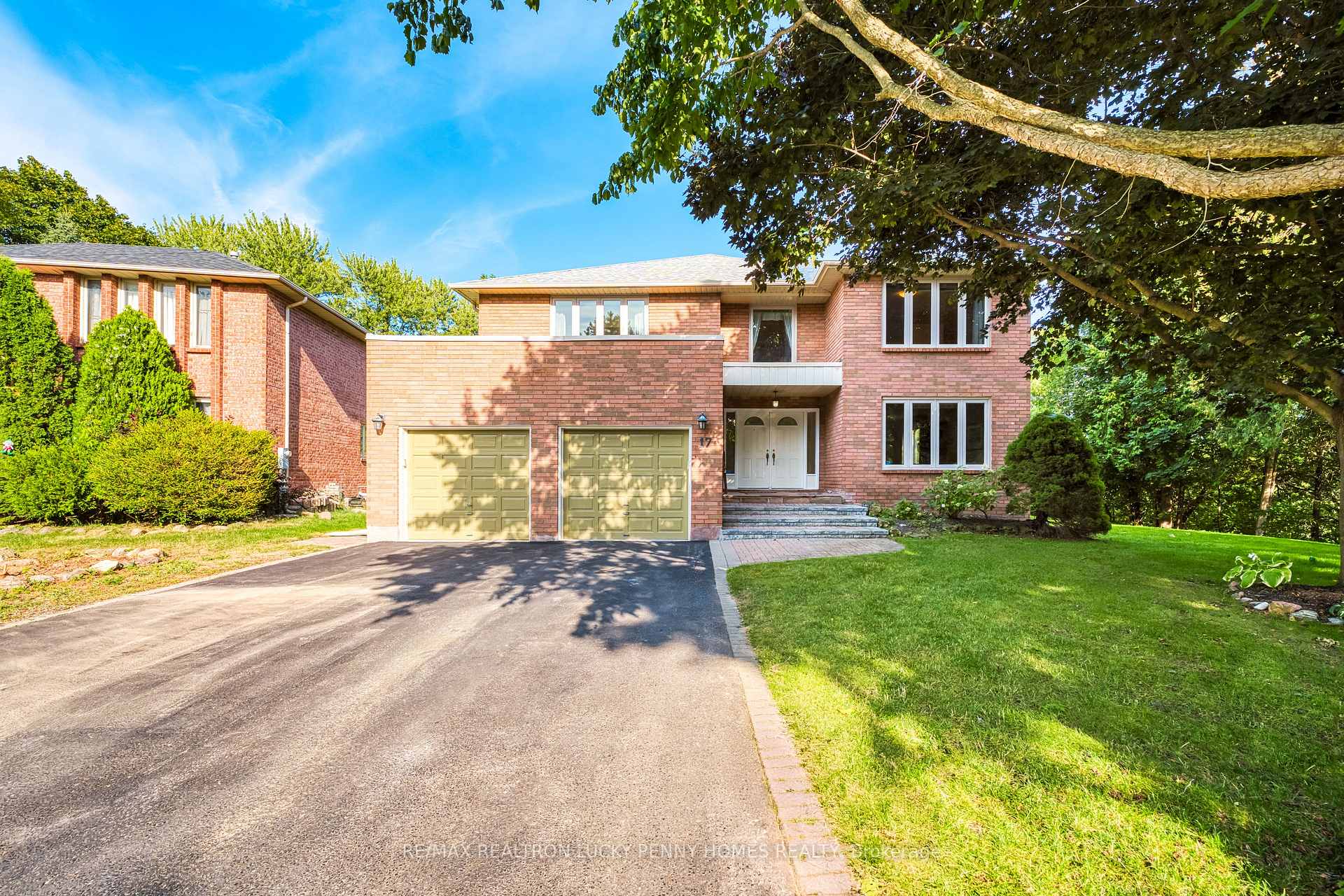 Photo 1 of 17 McPhillips Avenue, Markham, Bullock — HOMEH