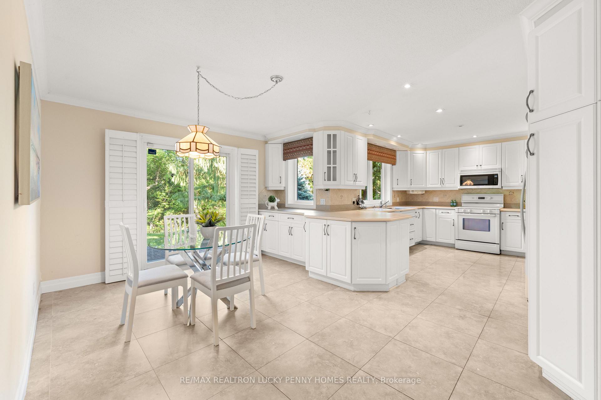 Photo 34 of 17 McPhillips Avenue, Markham, Bullock — HOMEH