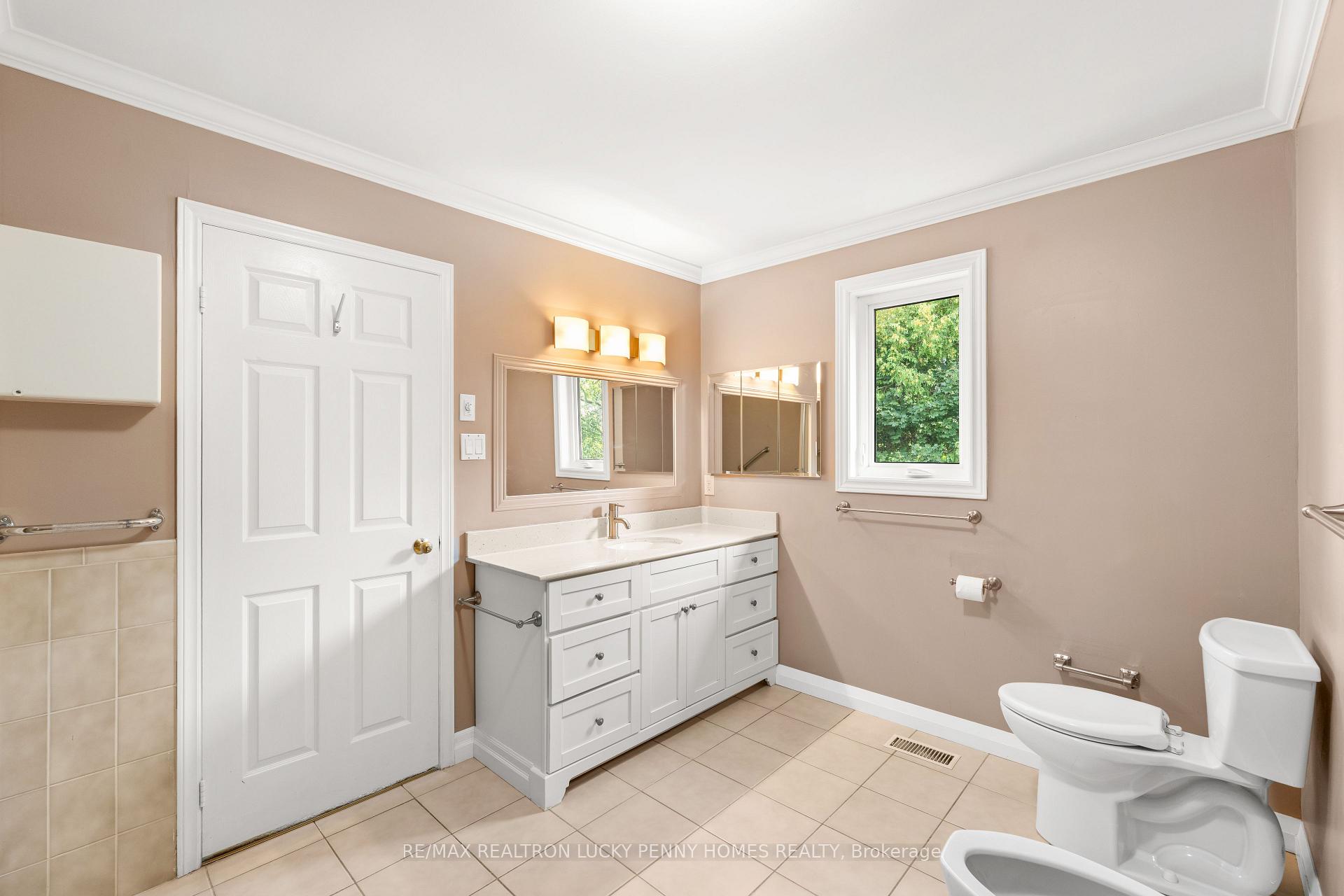 Photo 16 of 17 McPhillips Avenue, Markham, Bullock — HOMEH