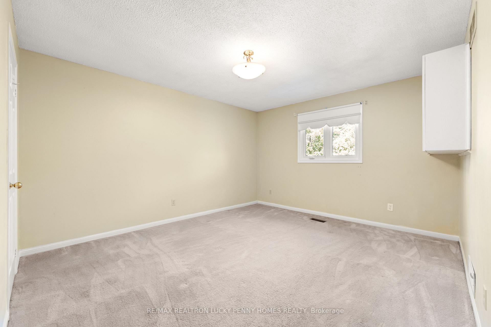 Photo 22 of 17 McPhillips Avenue, Markham, Bullock — HOMEH
