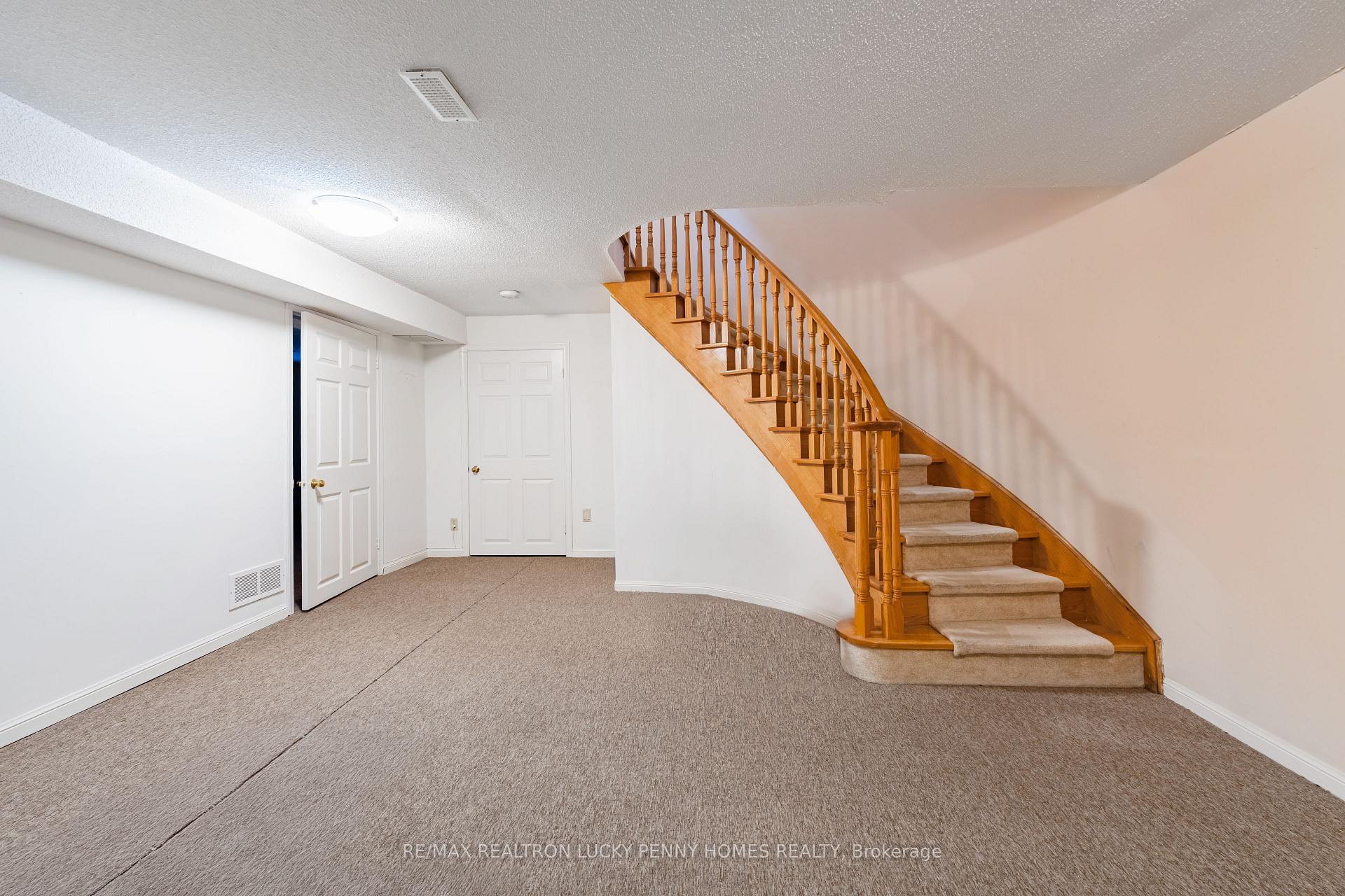 Photo 43 of 17 McPhillips Avenue, Markham, Bullock — HOMEH