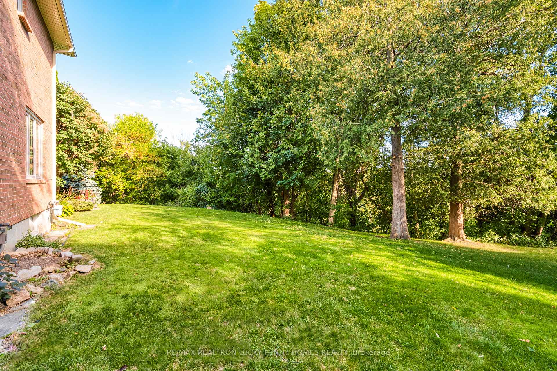 Photo 41 of 17 McPhillips Avenue, Markham, Bullock — HOMEH