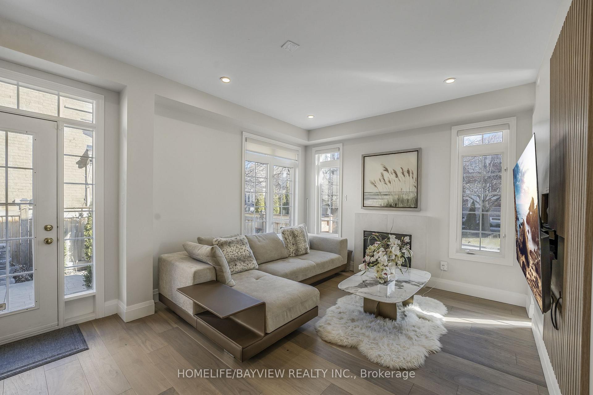Photo 3 of 14 Montcalm Boulevard, Vaughan, Vellore Village — HOMEH