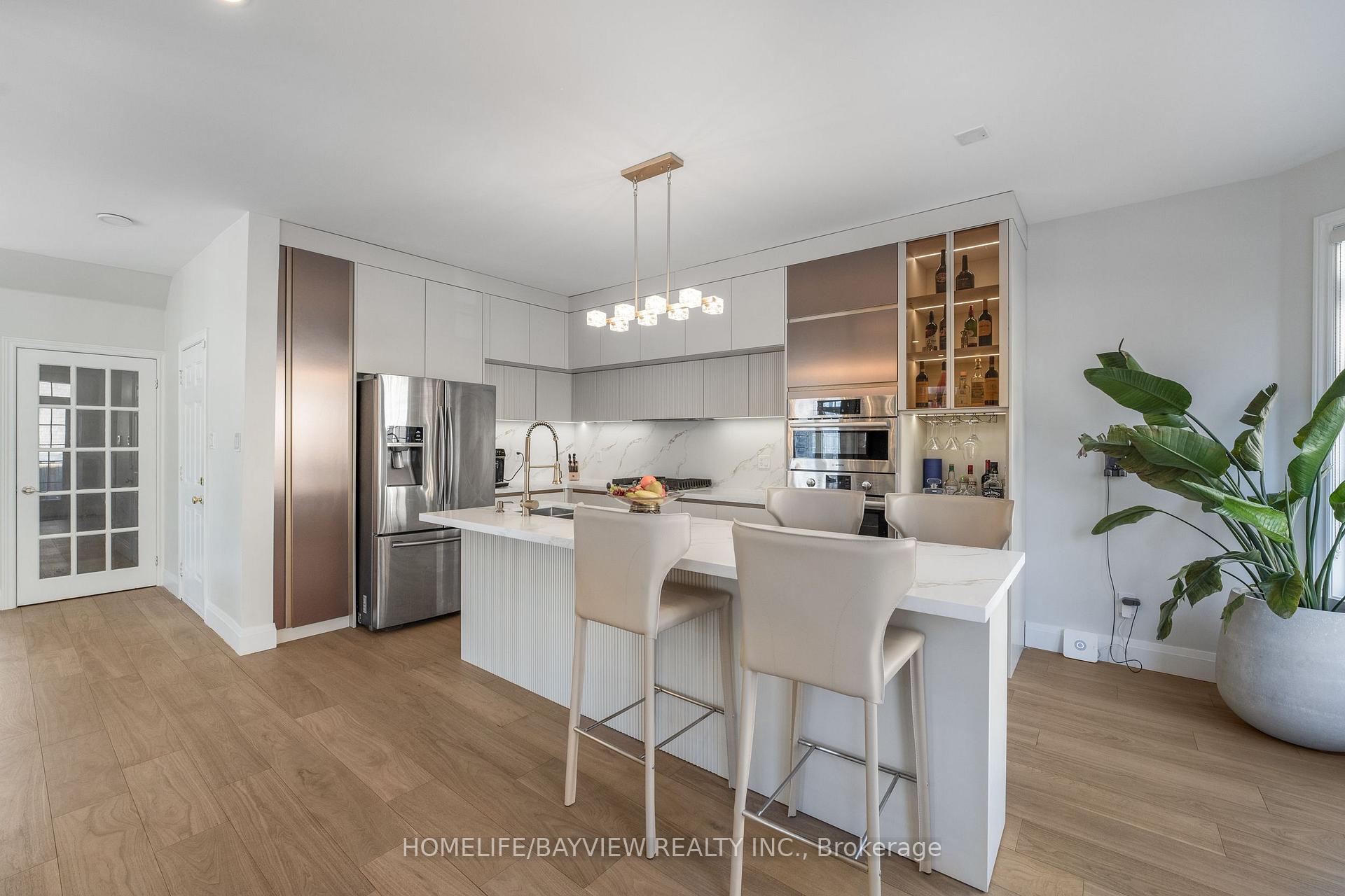 Photo 4 of 14 Montcalm Boulevard, Vaughan, Vellore Village — HOMEH