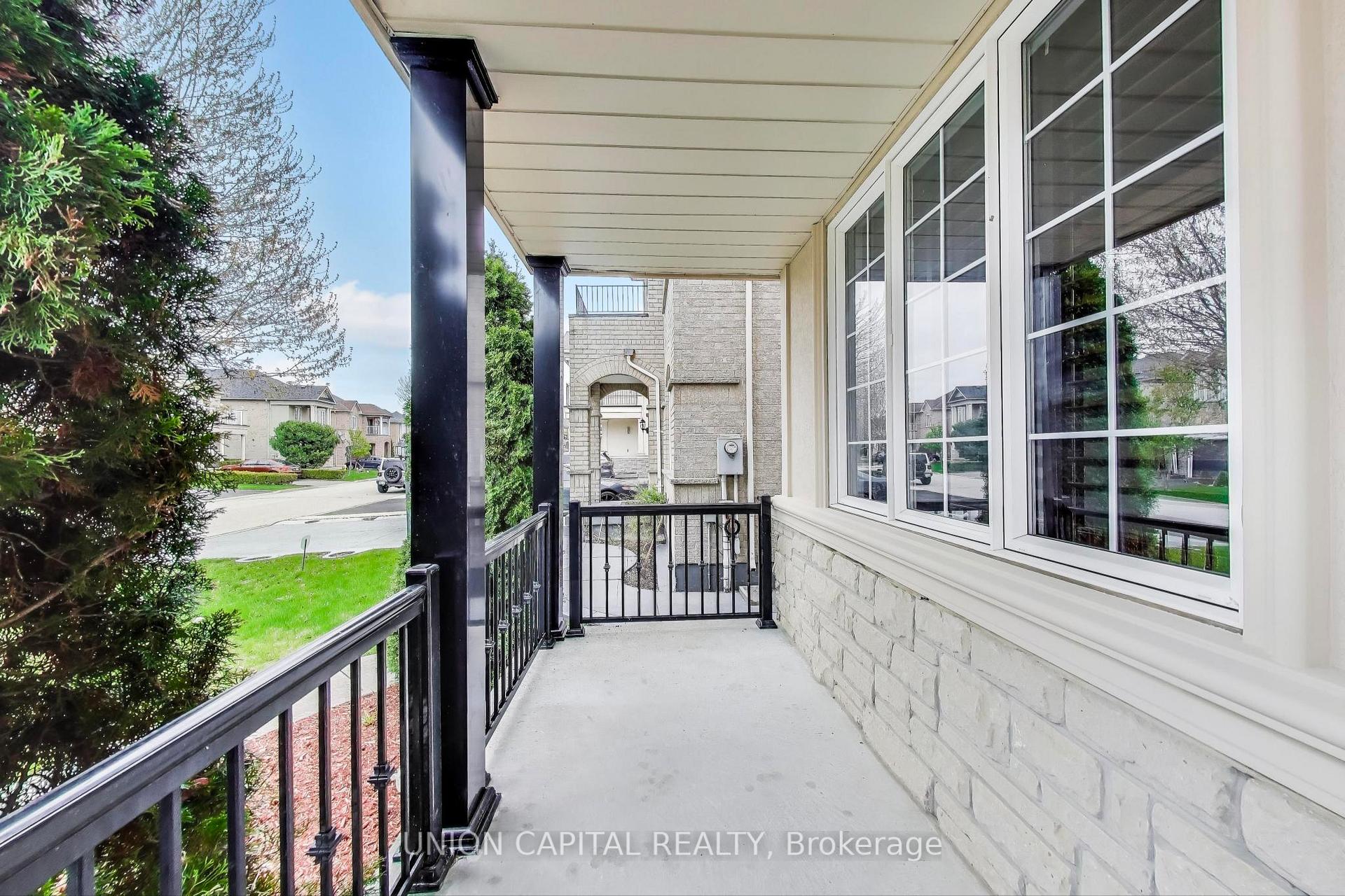 Photo 18 of 5 Robins Nest Drive, Vaughan, Vellore Village — HOMEH
