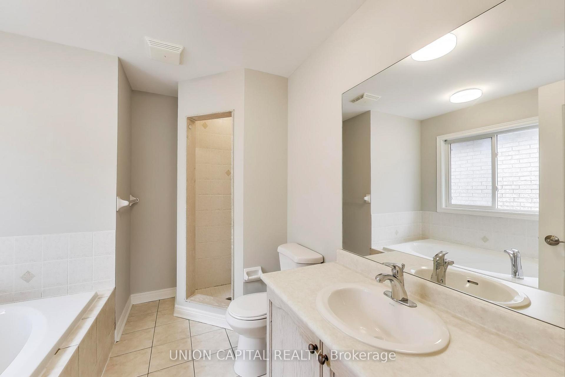 Photo 15 of 5 Robins Nest Drive, Vaughan, Vellore Village — HOMEH