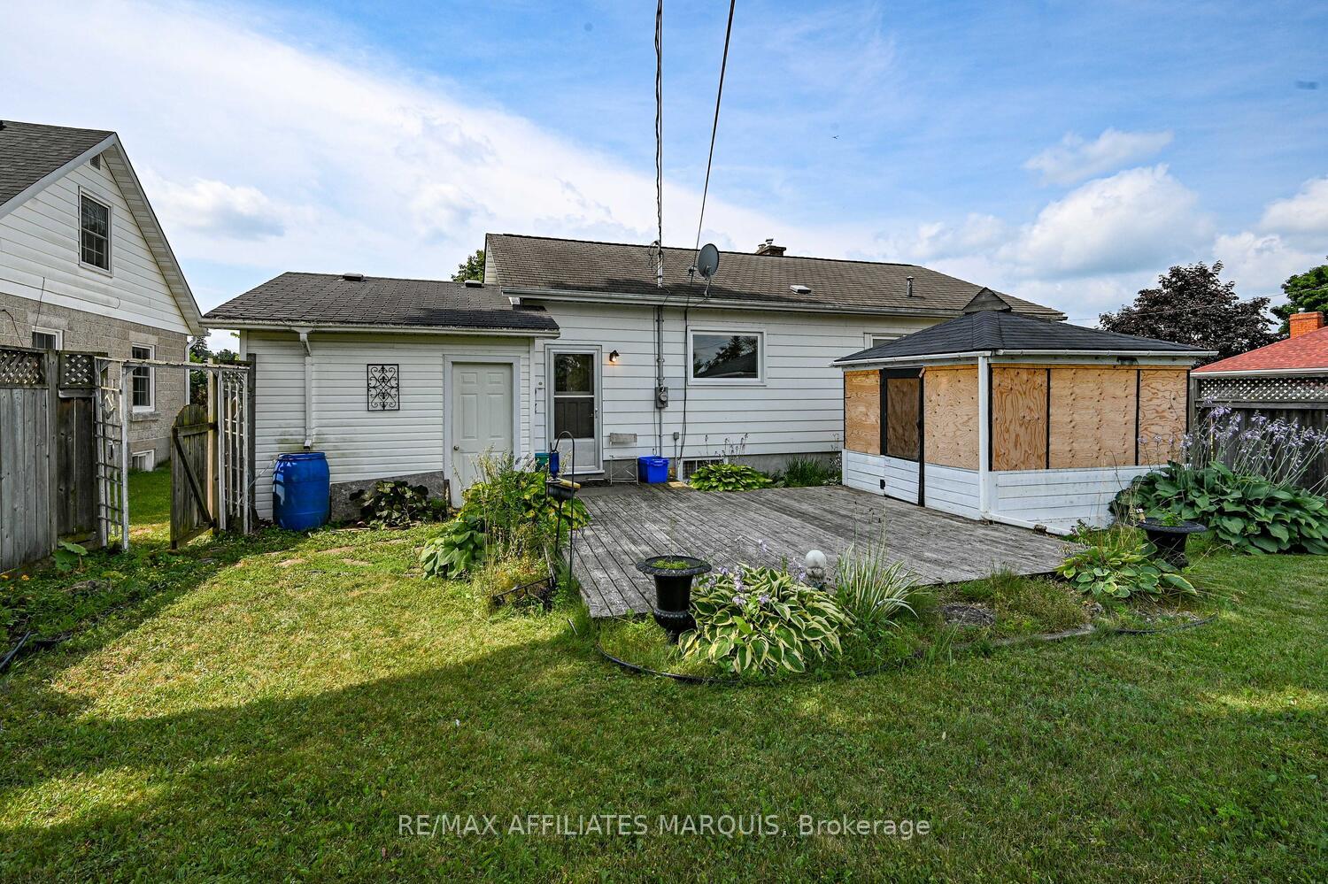 Photo 26 of 65 Jasper Avenue, Smiths Falls — HOMEH