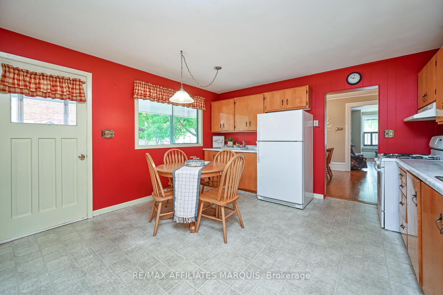 Photo 28 of 74 William Street E, Smiths Falls — HOMEH