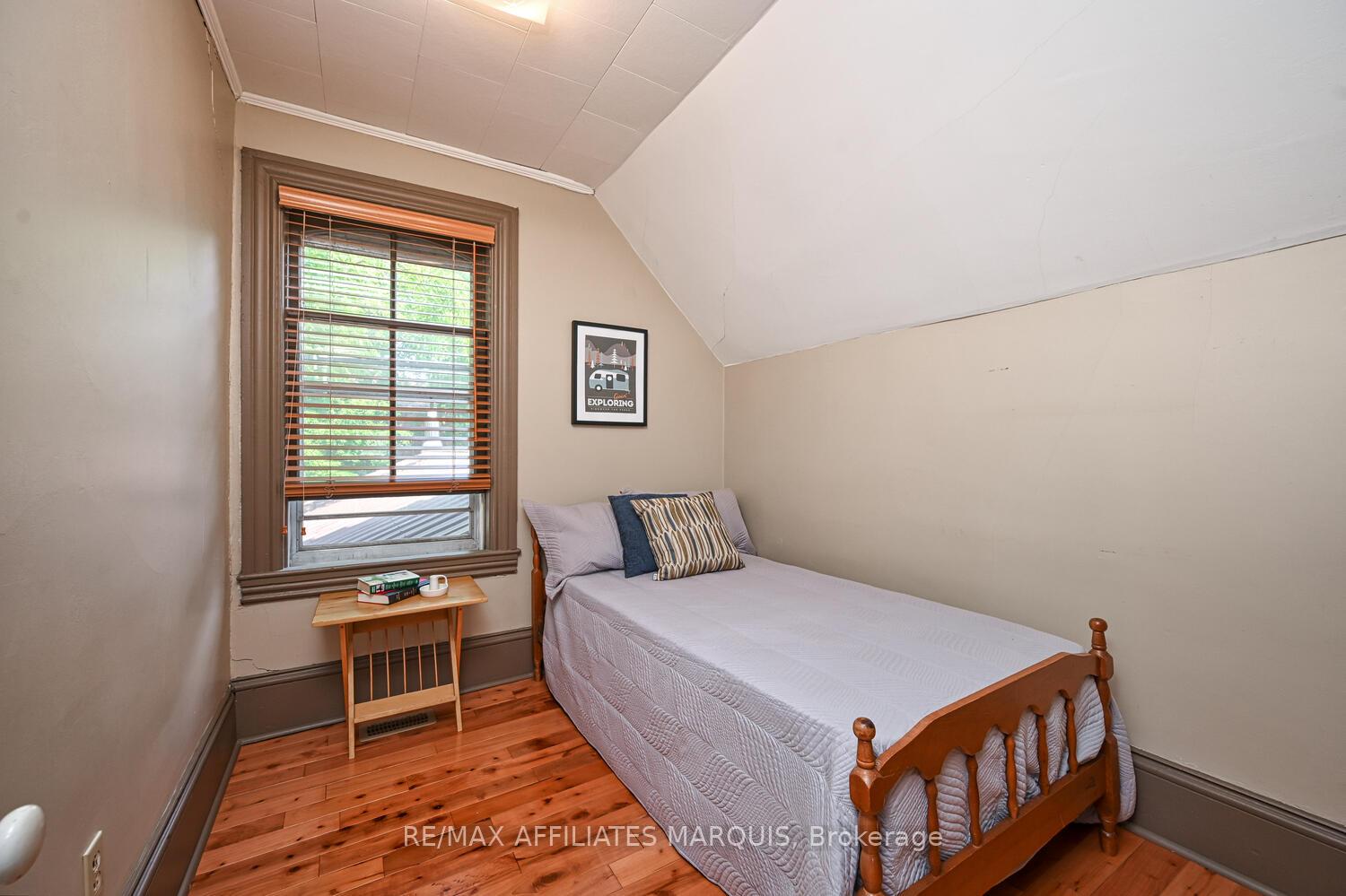 Photo 38 of 74 William Street E, Smiths Falls — HOMEH