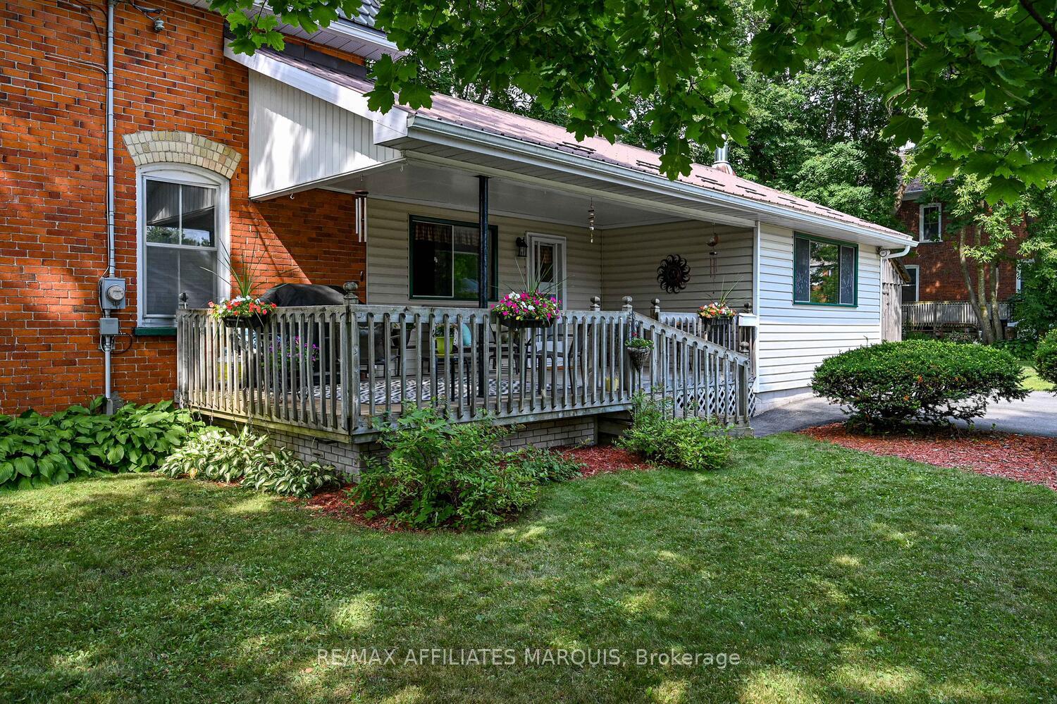 Photo 40 of 74 William Street E, Smiths Falls — HOMEH