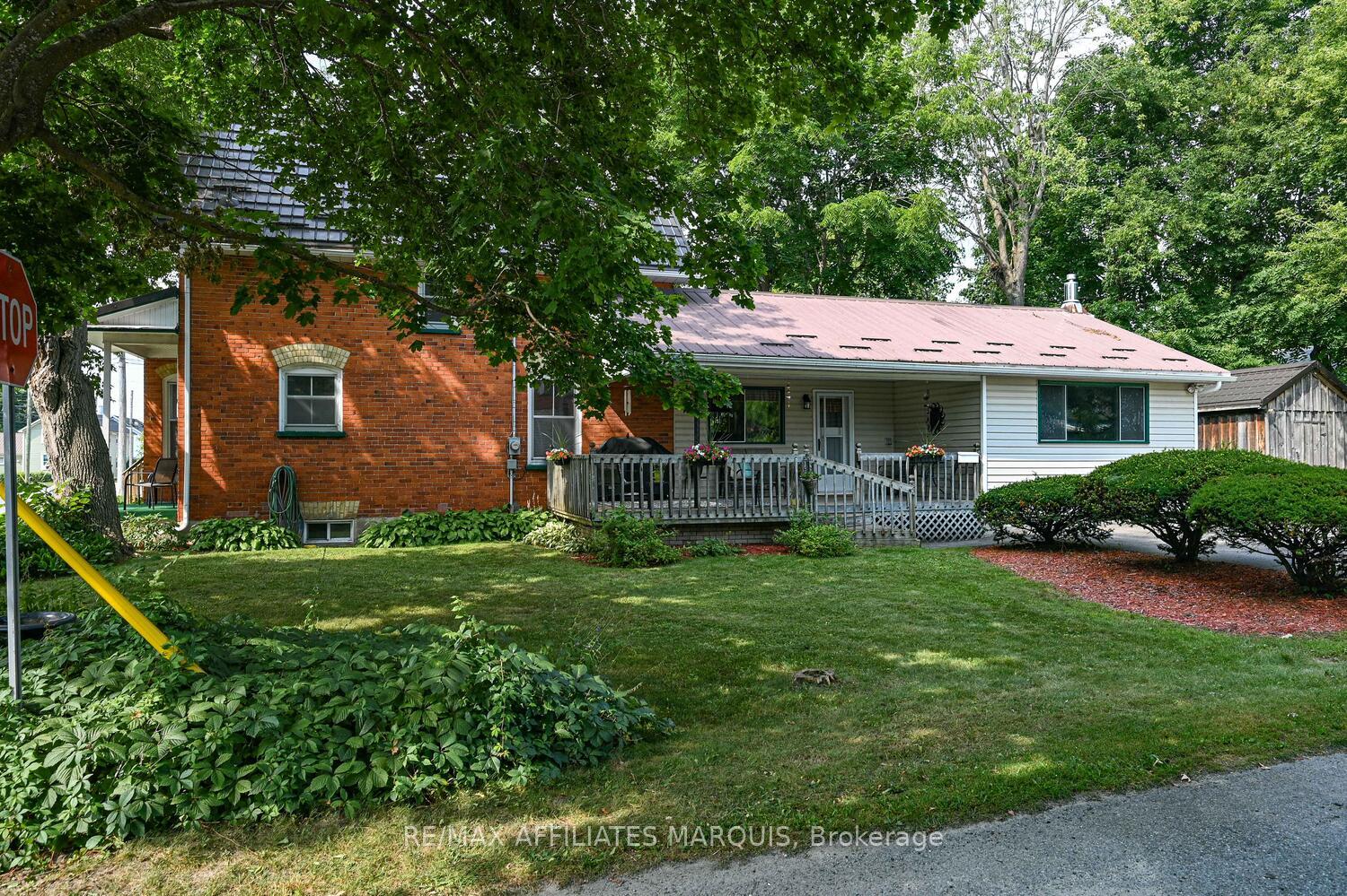 Photo 30 of 74 William Street E, Smiths Falls — HOMEH