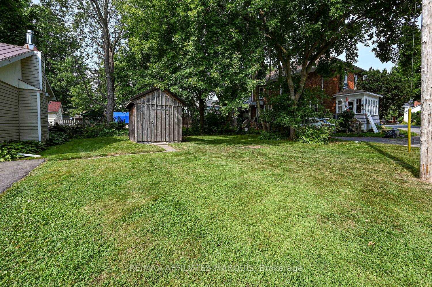 Photo 20 of 74 William Street E, Smiths Falls — HOMEH
