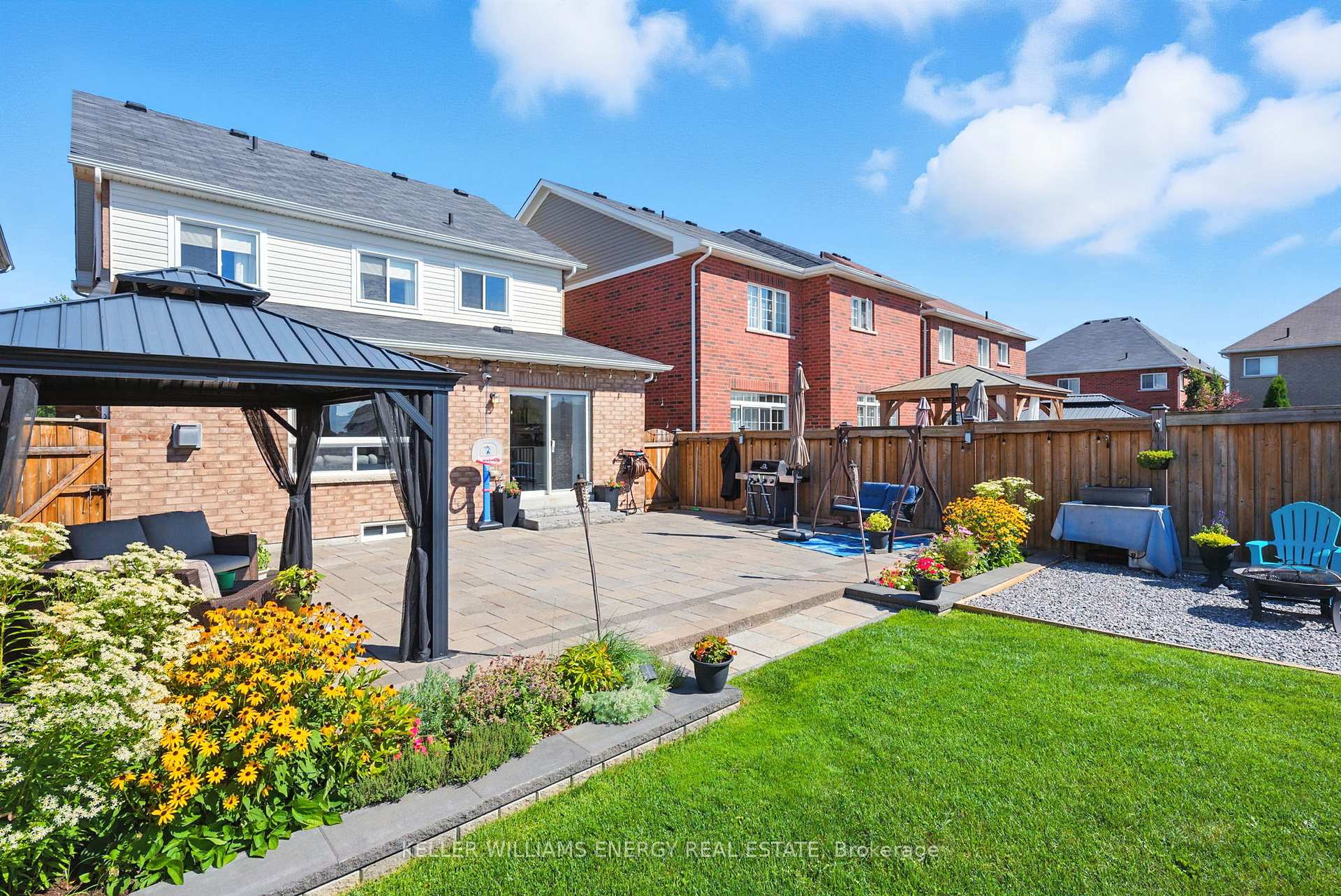 Photo 23 of 1990 Hunking Drive, Oshawa, Taunton — HOMEH