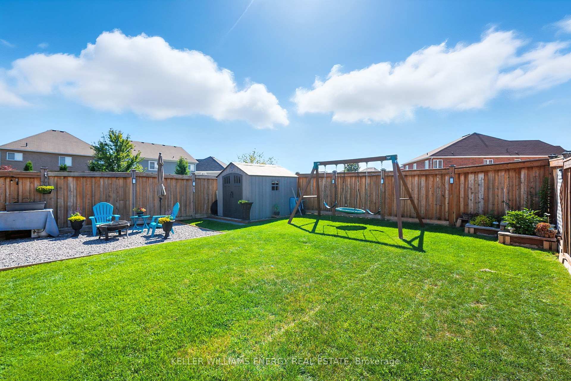 Photo 25 of 1990 Hunking Drive, Oshawa, Taunton — HOMEH
