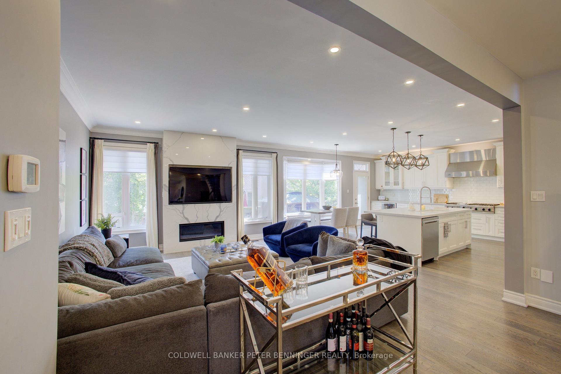 Photo 6 of 21 Prevost Court, Vaughan, Vellore Village — HOMEH