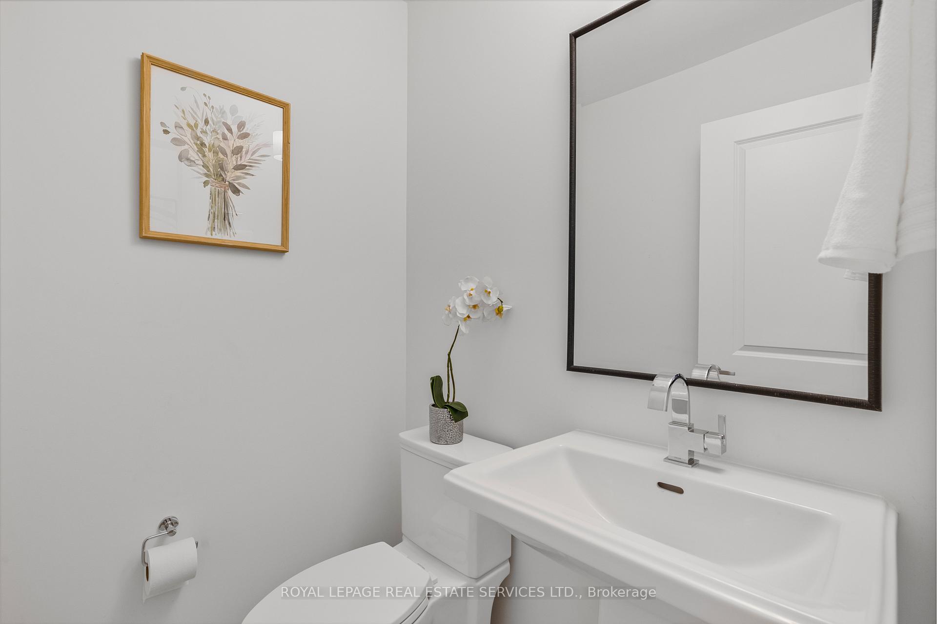 Photo 3 of 12 Jessica Antonella Street, Markham, Angus Glen — HOMEH