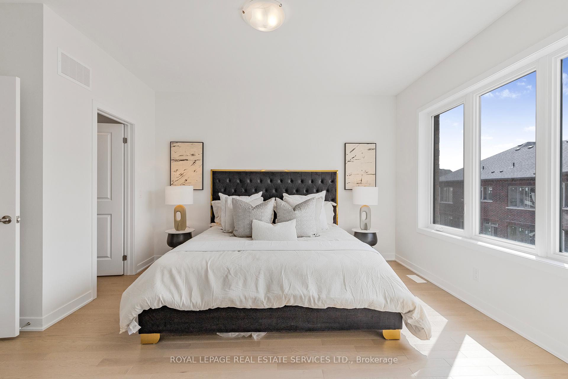 Photo 15 of 12 Jessica Antonella Street, Markham, Angus Glen — HOMEH