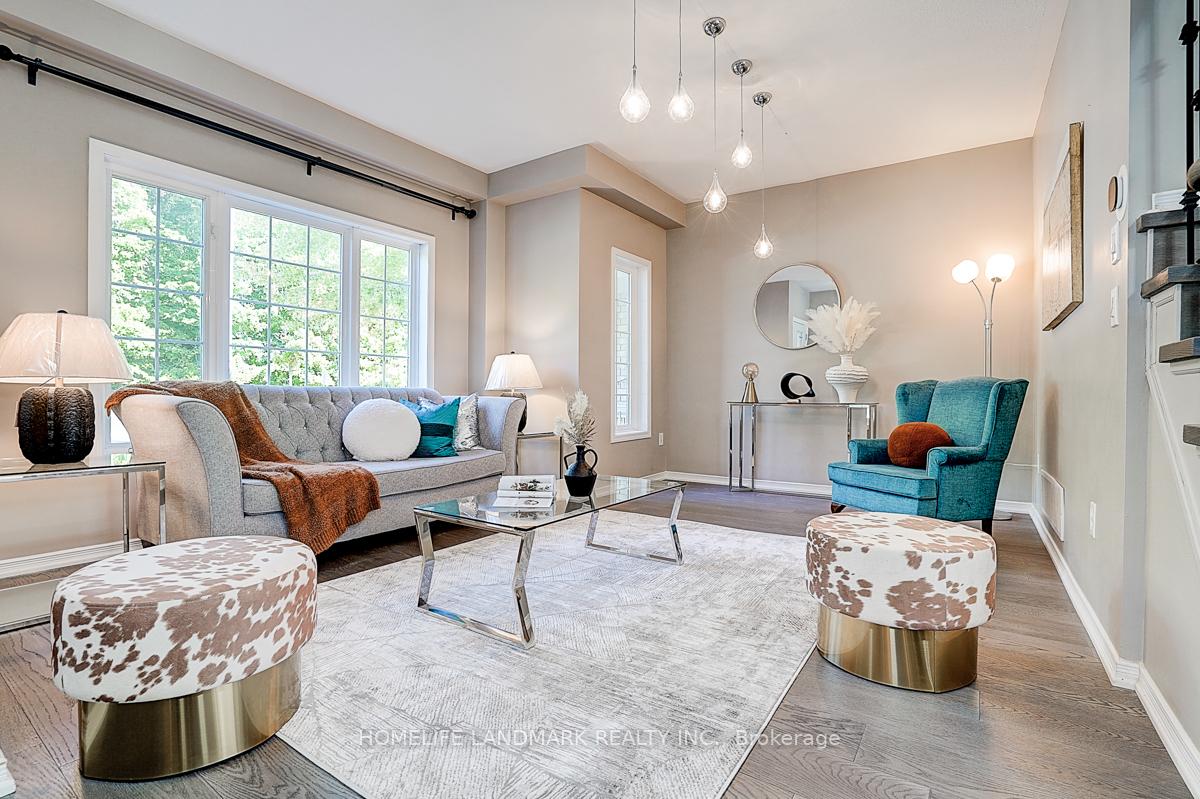 Photo 3 of 891 Bur Oak Avenue, Markham, Wismer — HOMEH