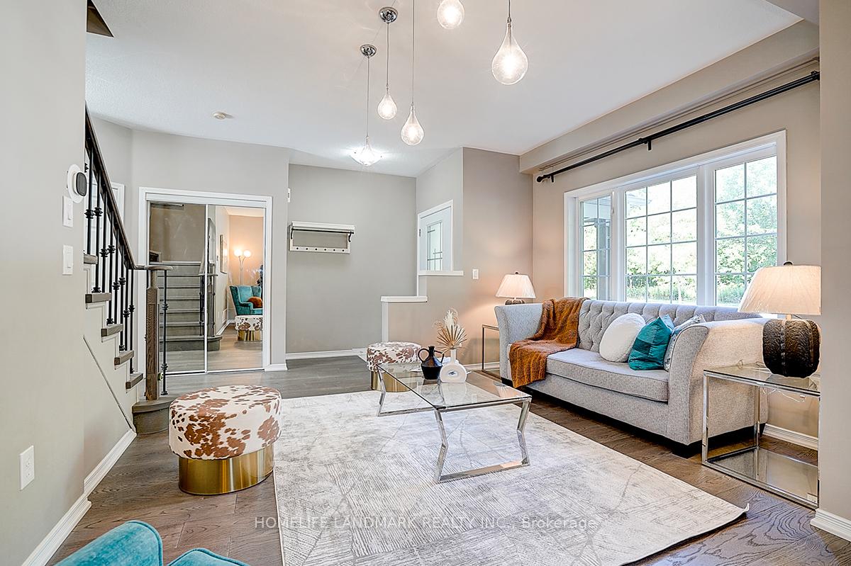 Photo 7 of 891 Bur Oak Avenue, Markham, Wismer — HOMEH