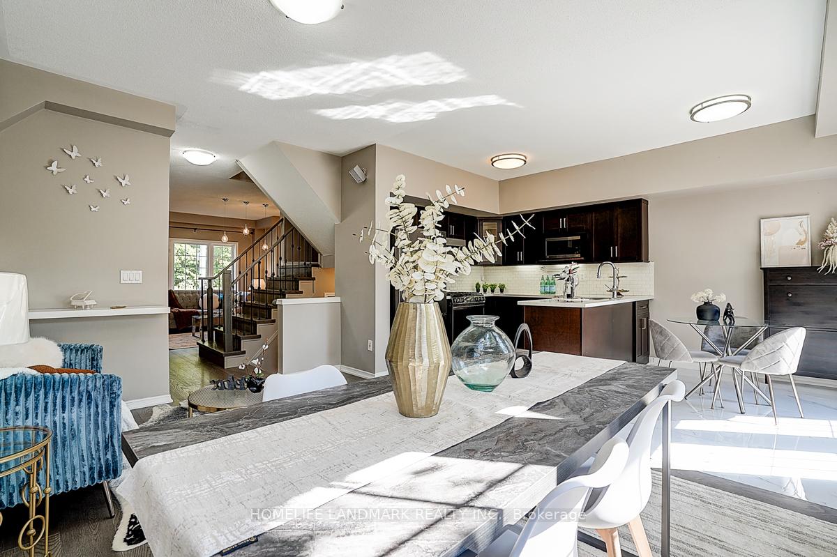 Photo 12 of 891 Bur Oak Avenue, Markham, Wismer — HOMEH