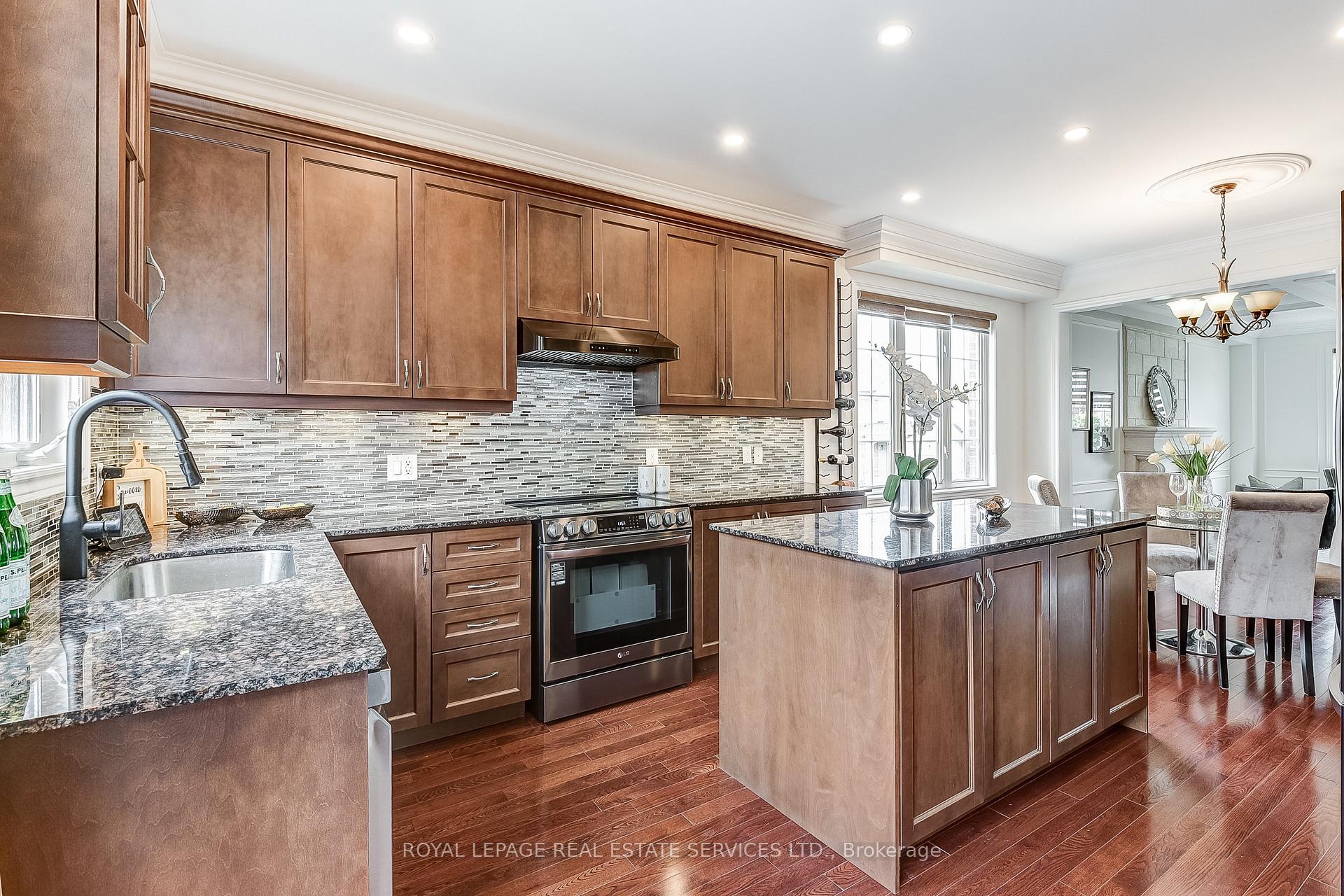 Photo 14 of 2 Pelister Drive, Markham, Greensborough — HOMEH