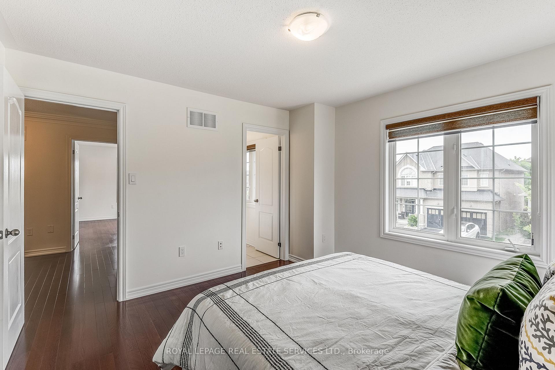Photo 29 of 2 Pelister Drive, Markham, Greensborough — HOMEH