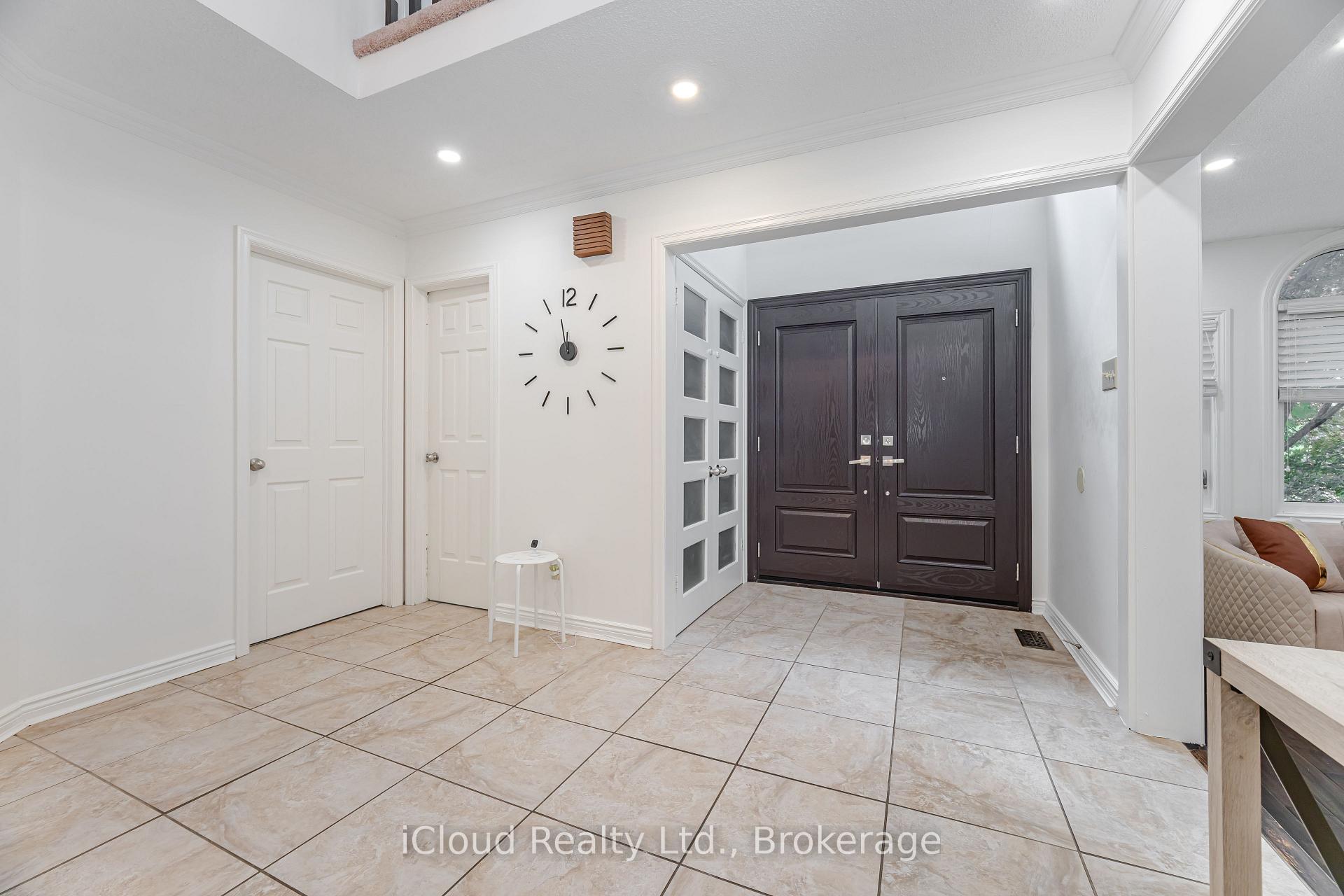 Photo 8 of 4 Fifewood Crescent, Whitby, Pringle Creek — HOMEH