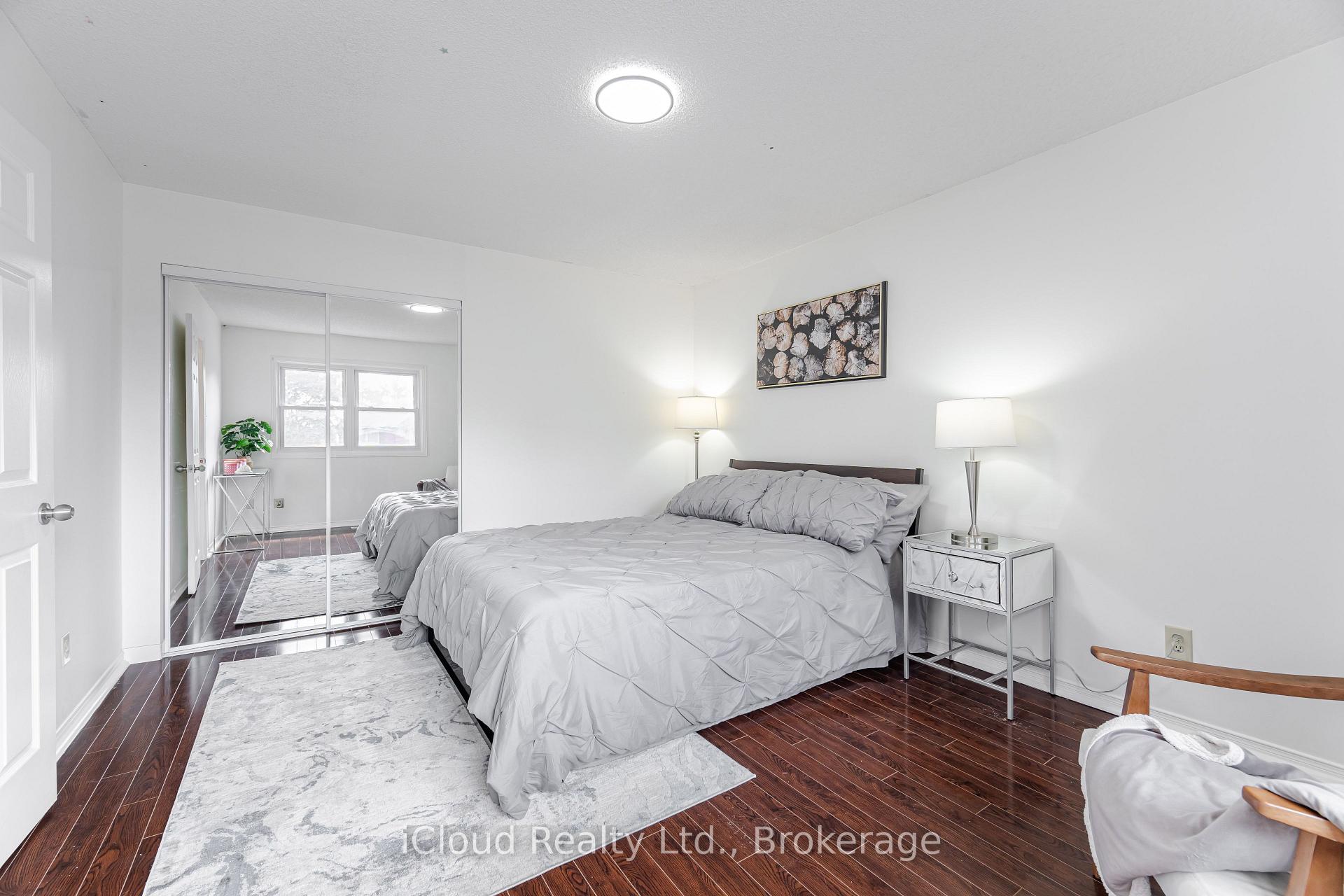 Photo 6 of 4 Fifewood Crescent, Whitby, Pringle Creek — HOMEH