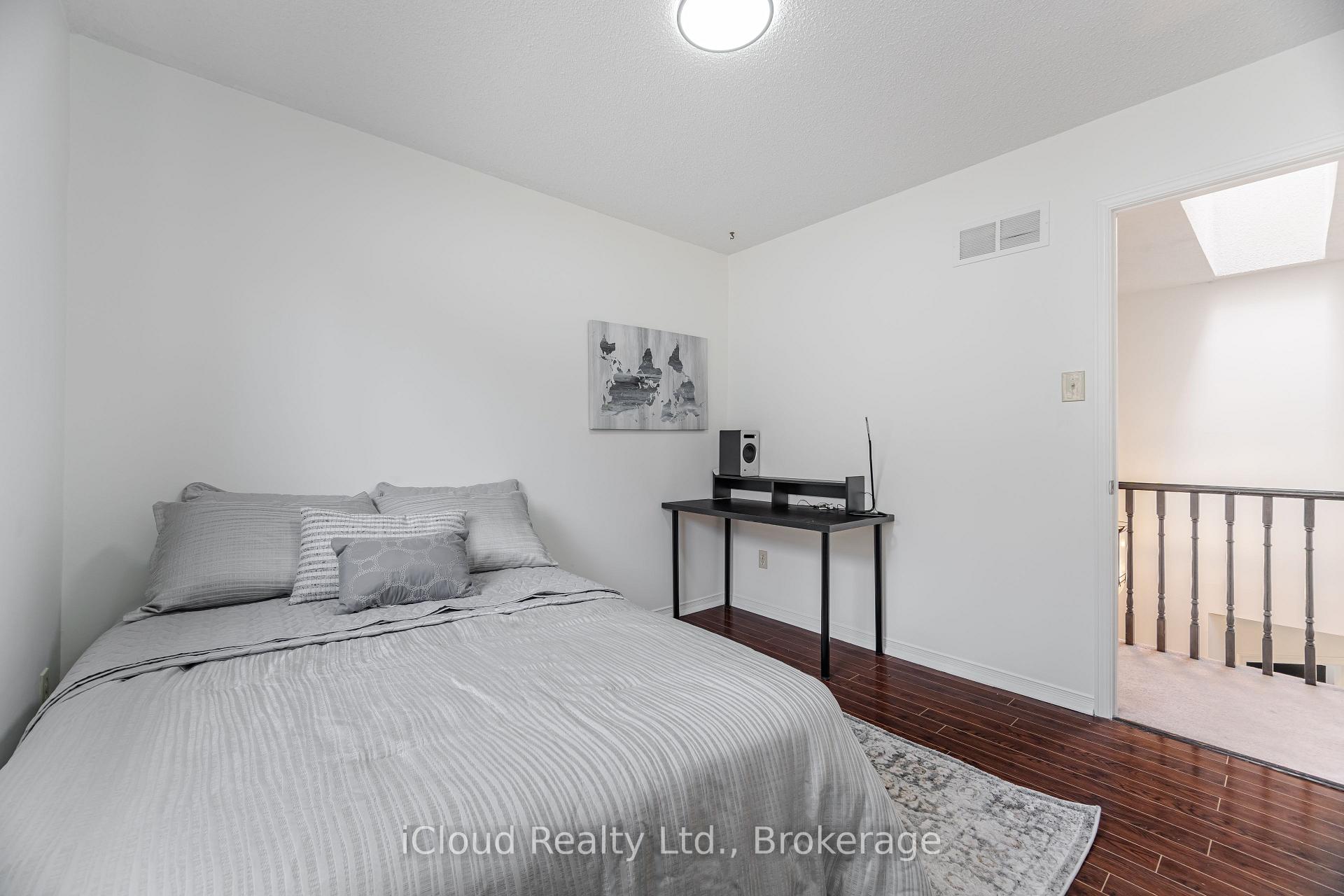 Photo 49 of 4 Fifewood Crescent, Whitby, Pringle Creek — HOMEH