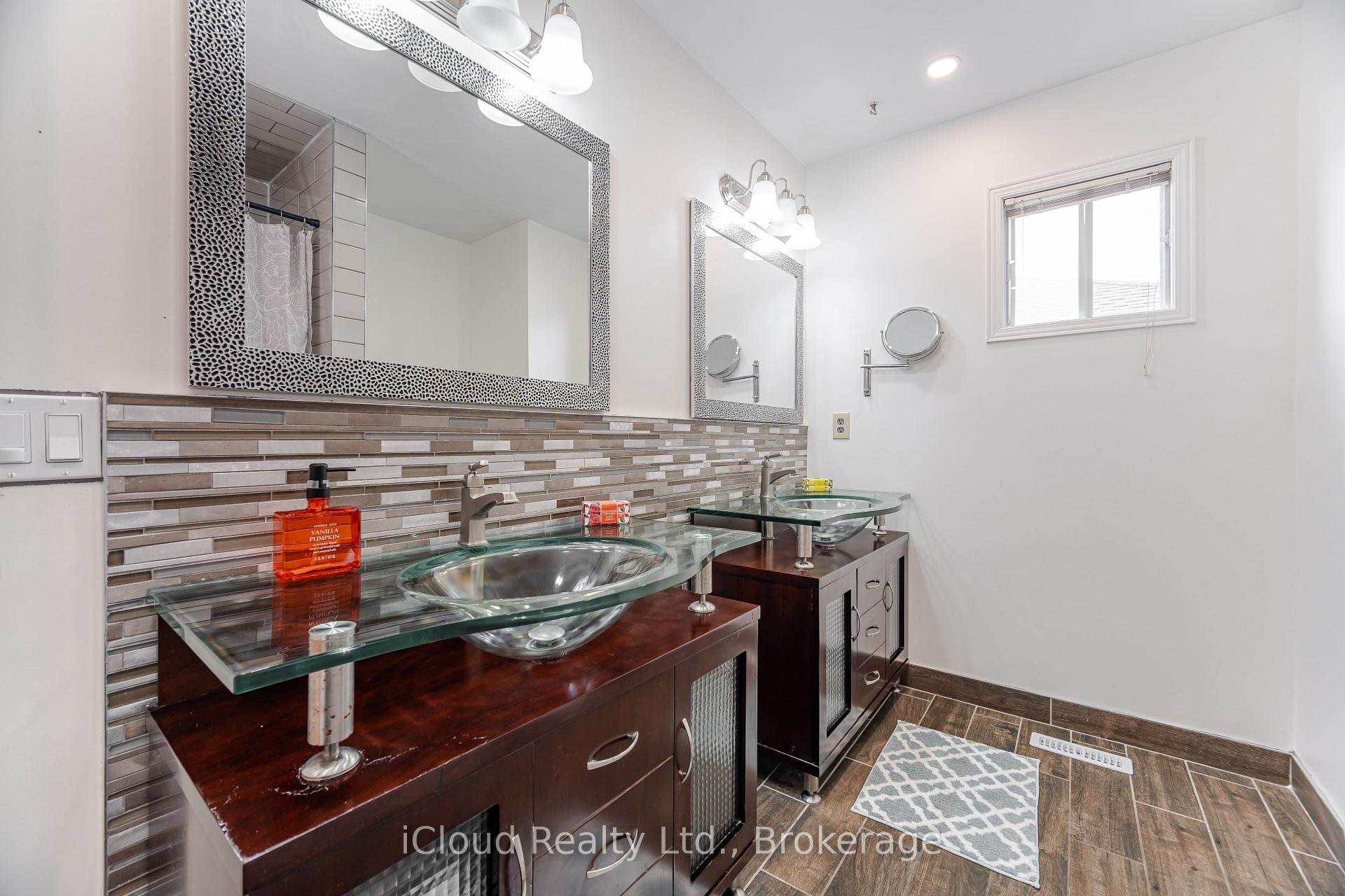 Photo 40 of 4 Fifewood Crescent, Whitby, Pringle Creek — HOMEH
