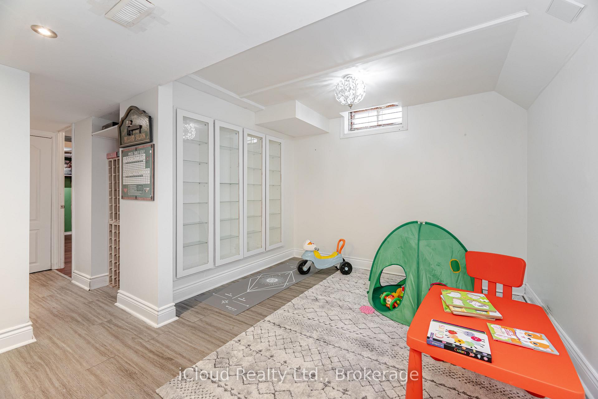 Photo 25 of 4 Fifewood Crescent, Whitby, Pringle Creek — HOMEH