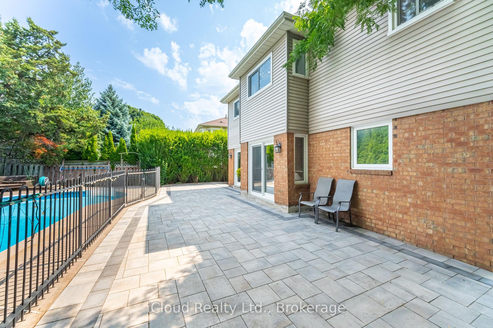 Photo 42 of 4 Fifewood Crescent, Whitby, Pringle Creek — HOMEH